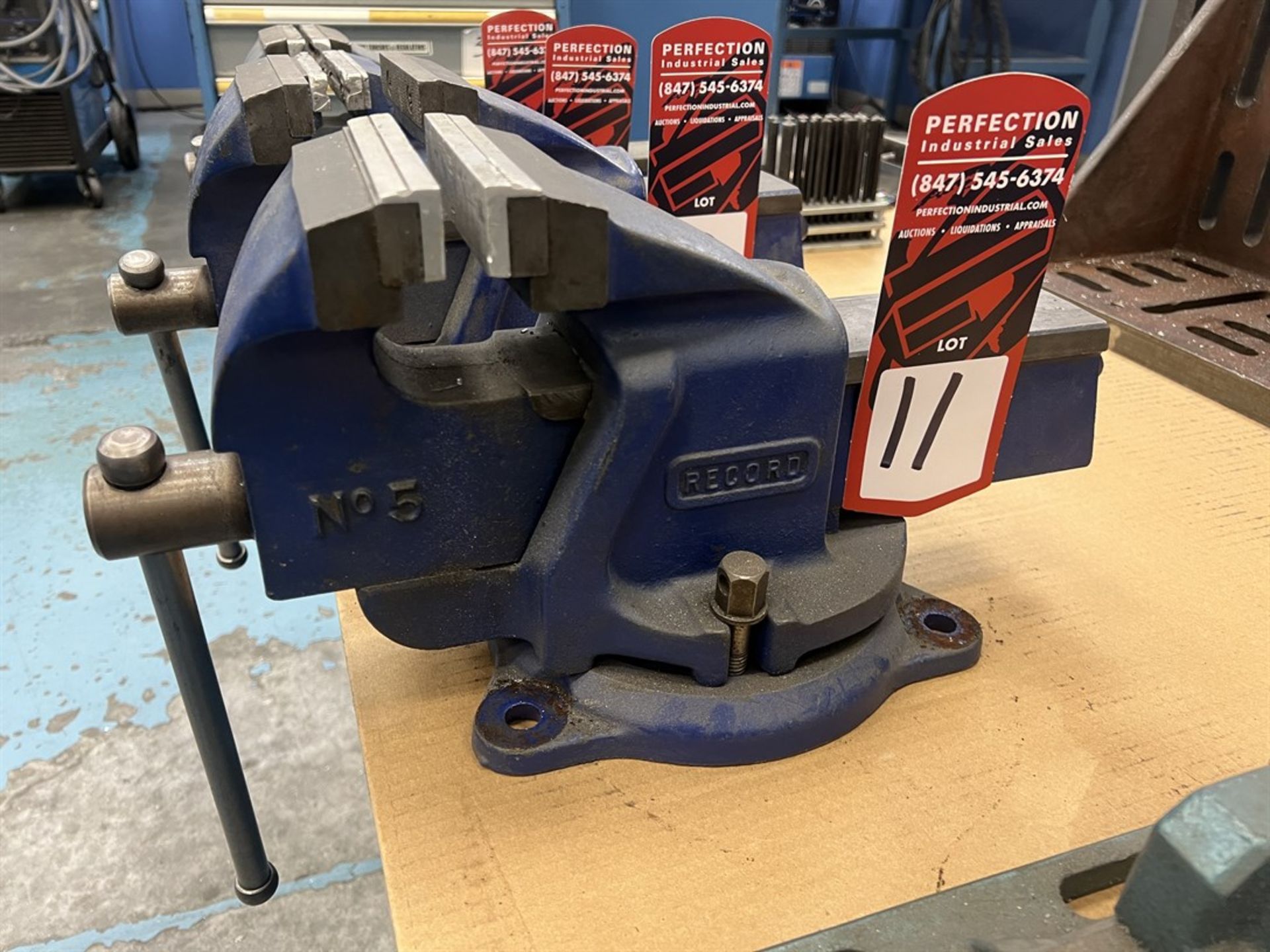 Record No. 5 5" Bench Vise