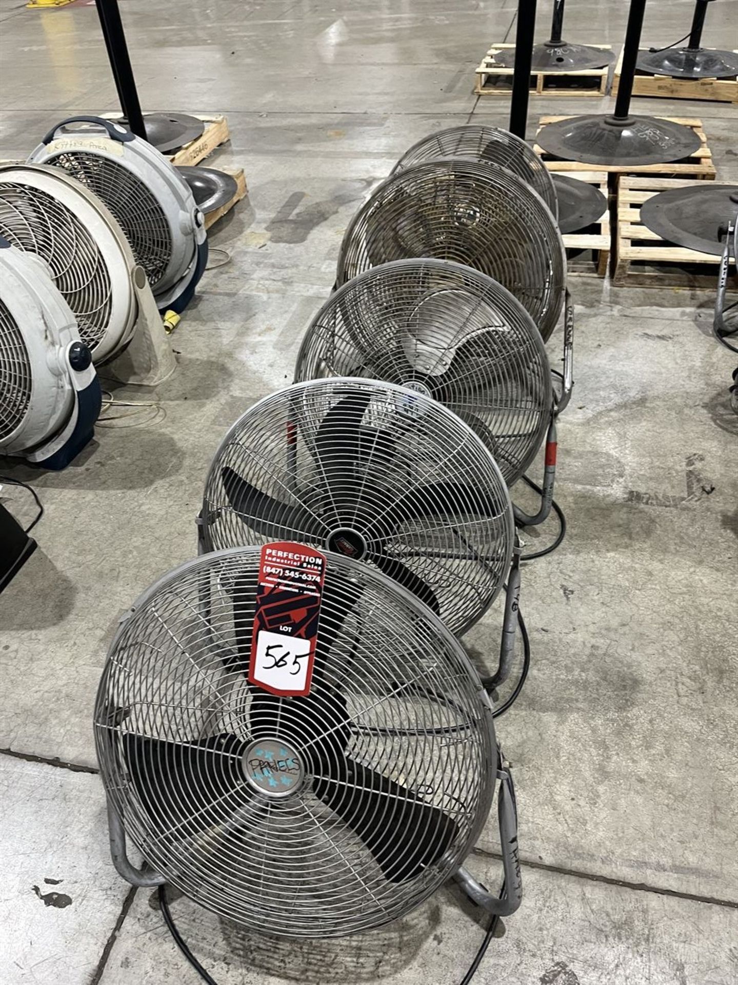 Lot of (5) Assorted Fans