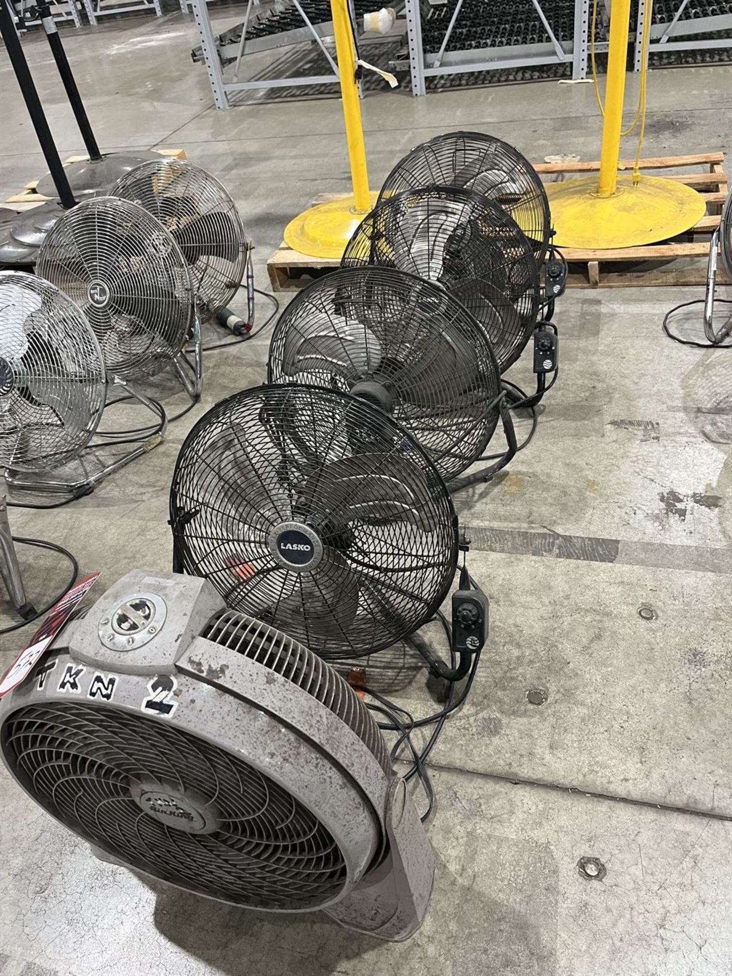 Lot of (5) Assorted Fans