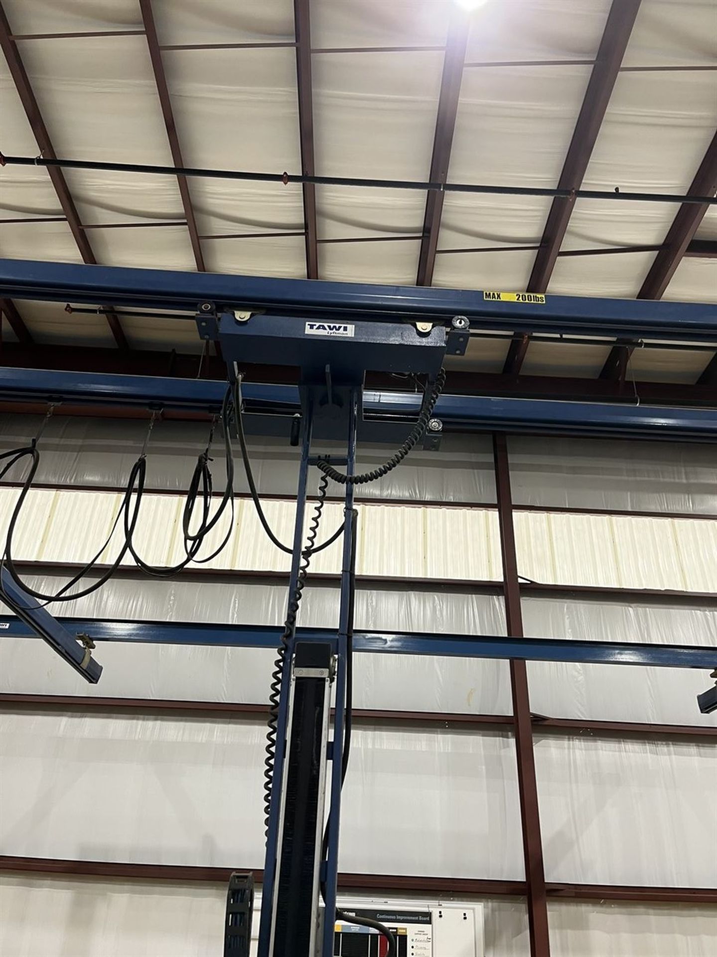 Gantry Crane System, w/ TAWI Lyftman Vacuum Lifter, Max Capacity 200 LBS, 25' x 27' X 15' - Image 3 of 7