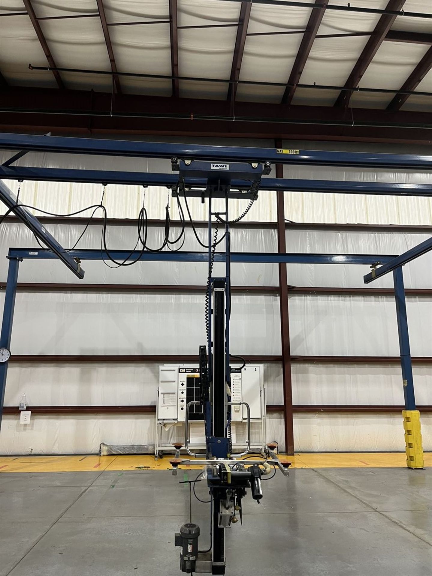 Gantry Crane System, w/ TAWI Lyftman Vacuum Lifter, Max Capacity 200 LBS, 25' x 27' X 15' - Image 2 of 7