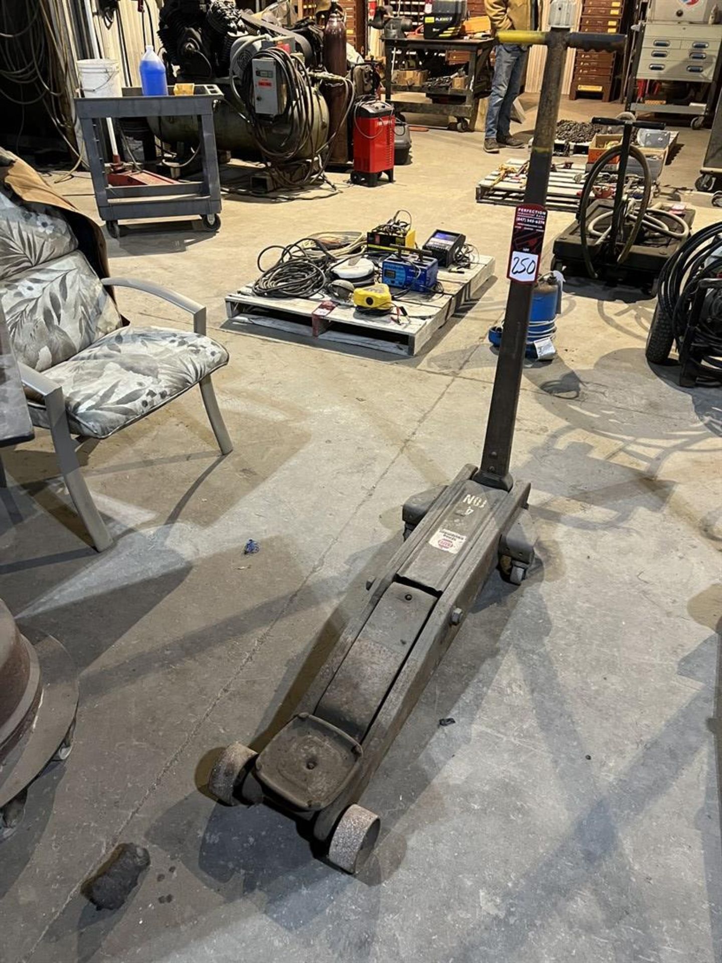 NAPA 4-Ton Floor Jack, (Location 1020 61st Drive, Union Grove, WI 23182)