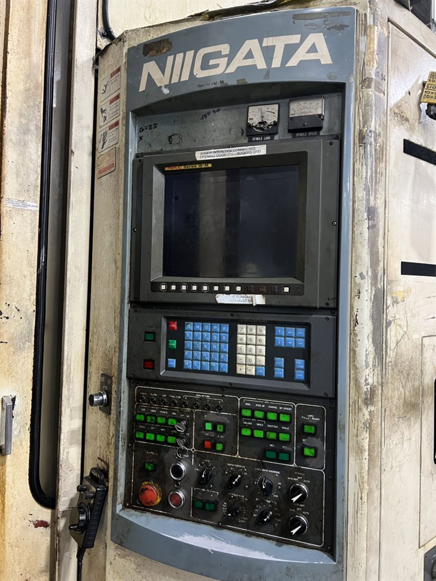 NIIGATA HN80C CNC Horizontal Machining Center, s/n 46250021, Fanuc Series 15-M Control, 31.5" x 31. - Image 8 of 17