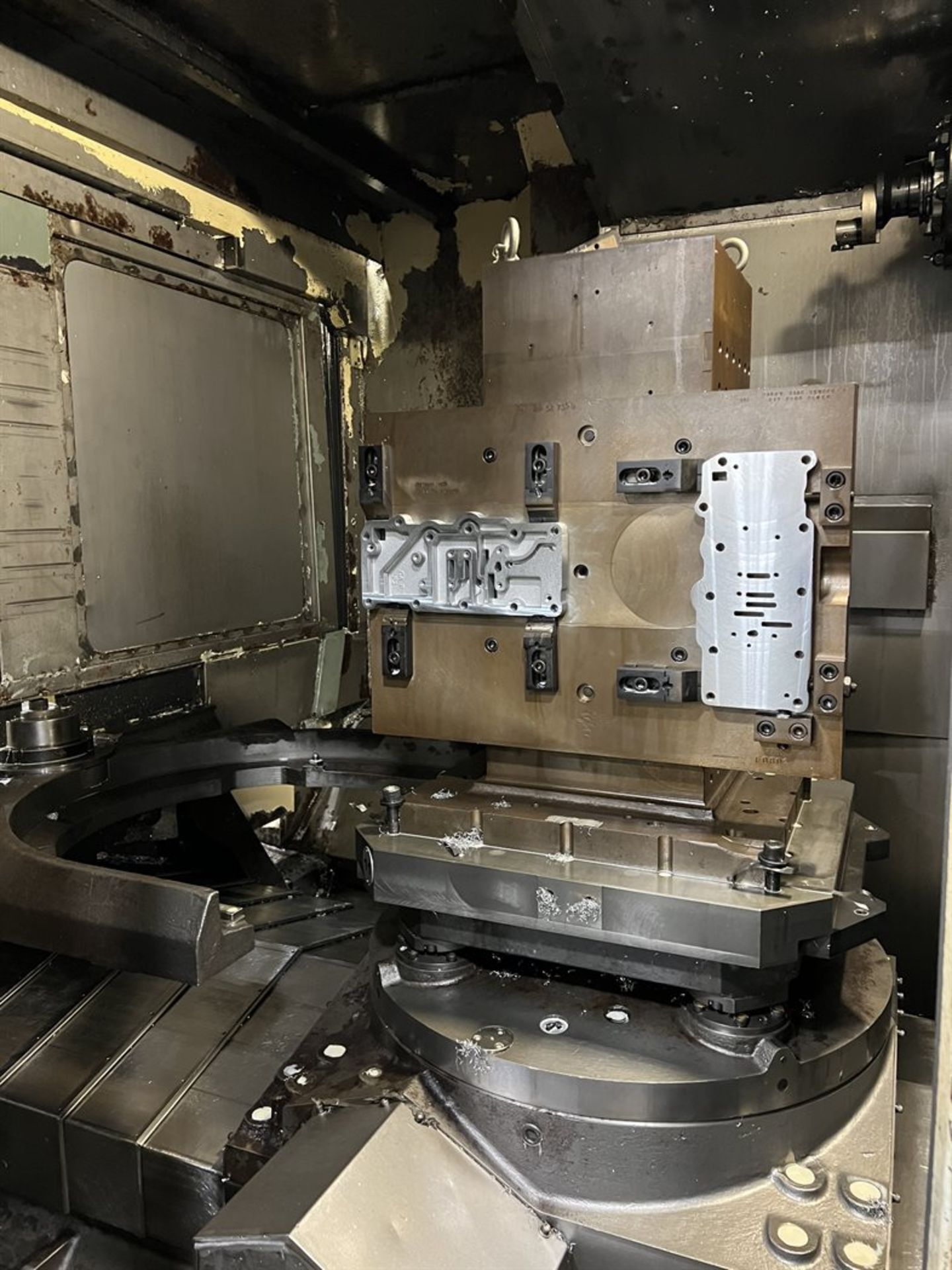 NIIGATA SPN63 CNC Horizontal Machining Center, s/n 46600011, Fanuc 16-M Control, 24.8" x 24.8" - Image 6 of 14