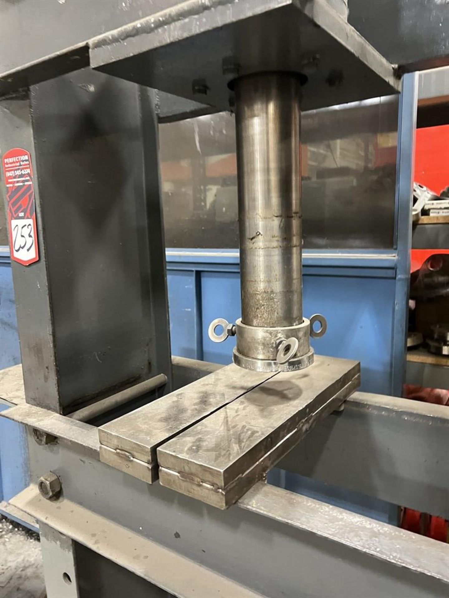 Unknown Make H-Frame Hydraulic Press, 27.5" Between Uprights, 4" Cylinder Dia, 1 HP Hydraulic Unit - Image 4 of 5
