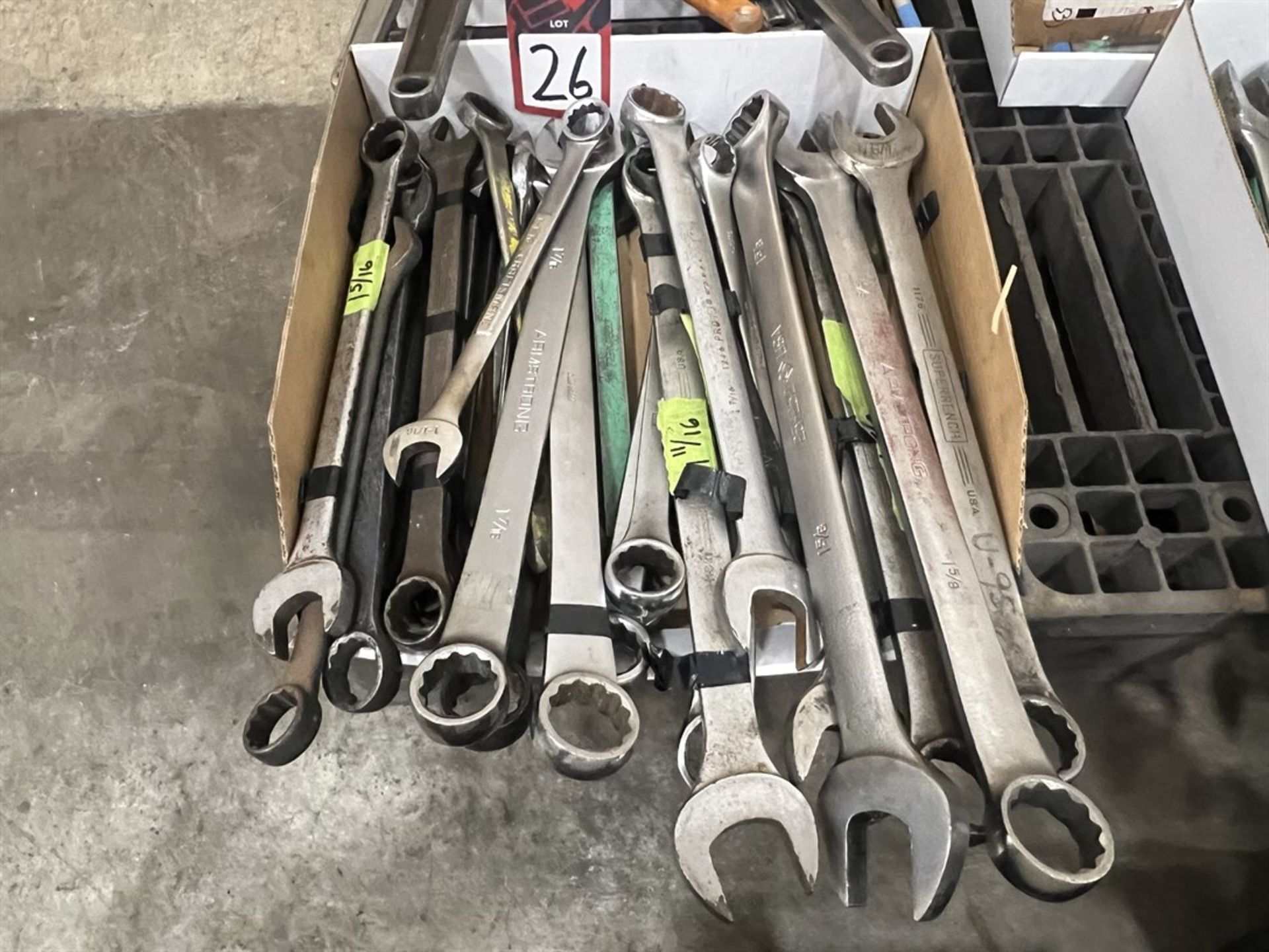 Lot of Standard Combination Wrenches