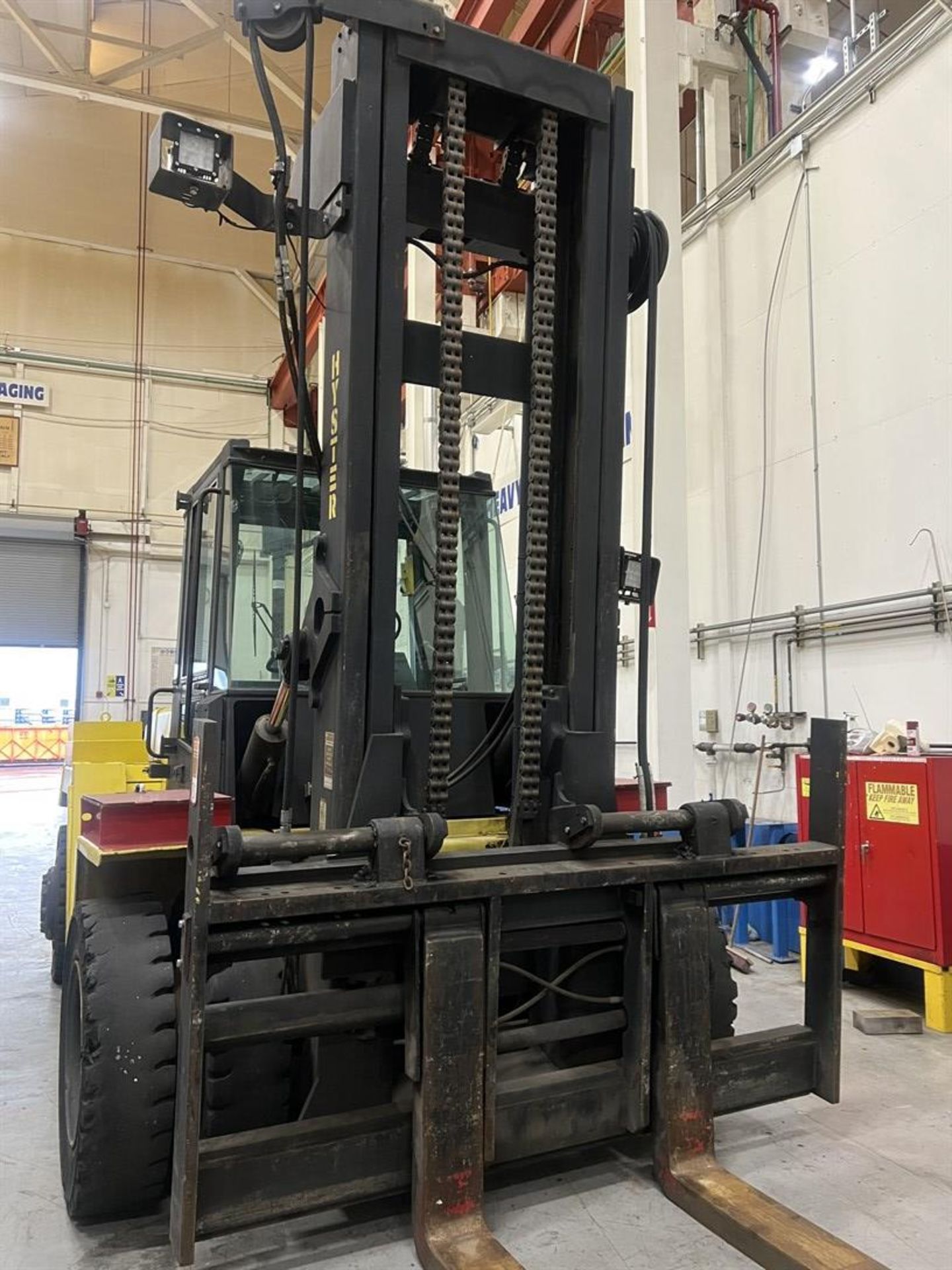 HYSTER H300XL2 Diesel Forklift, s/n D019D02214U, 34,000 LB Capacity, 8' Fork Length, 2-Stage Mast, - Image 6 of 12