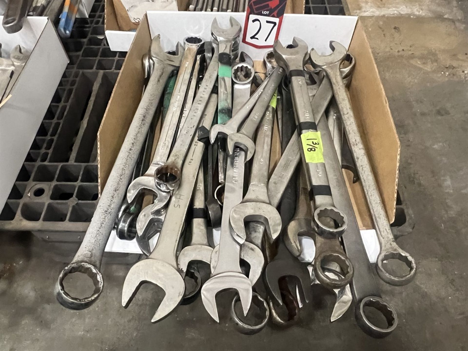 Lot of Standard Combination Wrenches