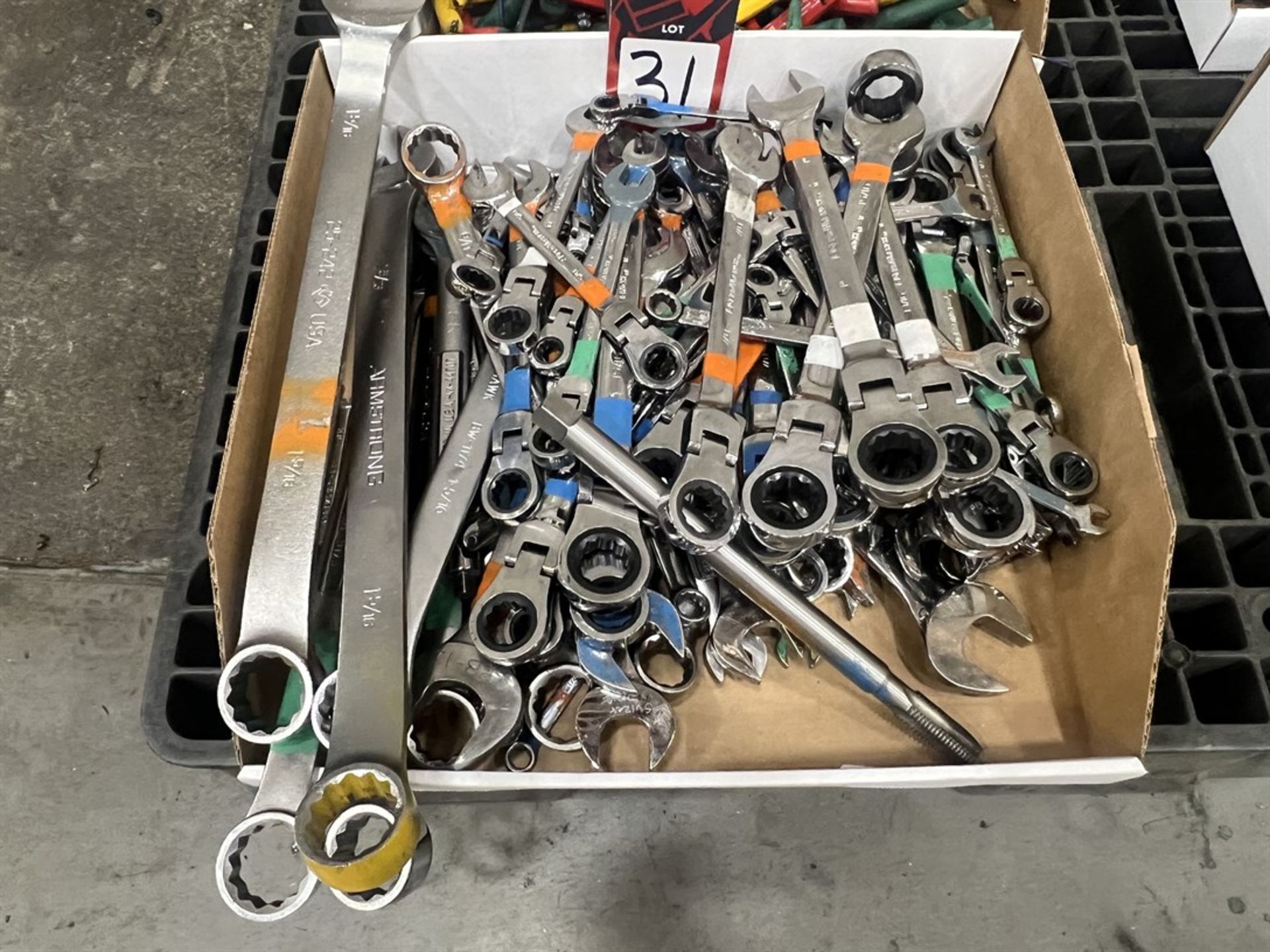 Lot of Standard Combination Wrenches