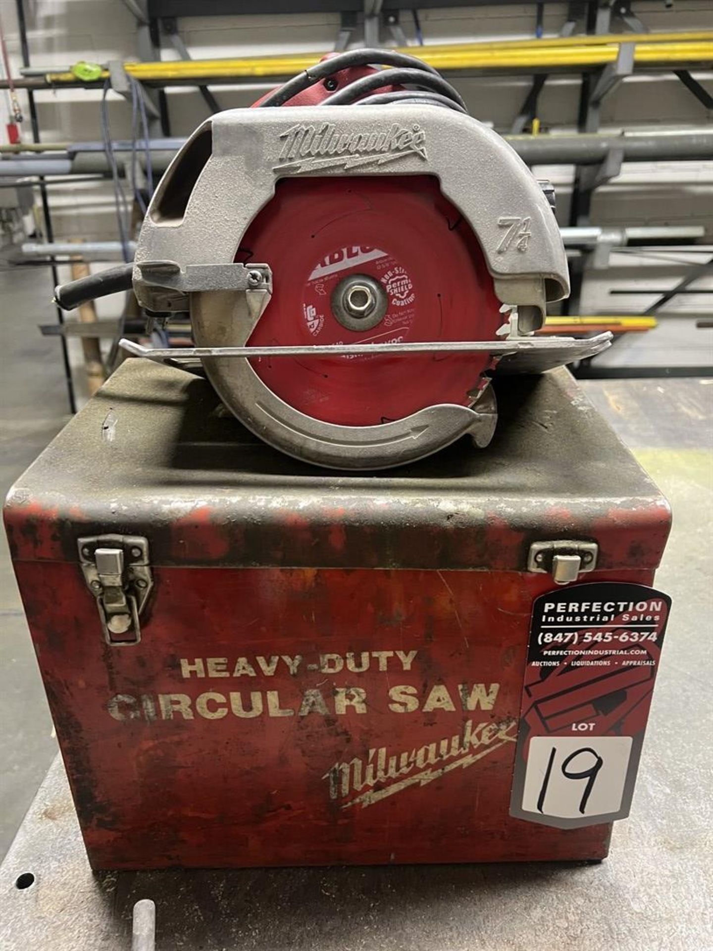 MILWAUKEE 6365 Heavy Duty 7-1/4" Circular Saw