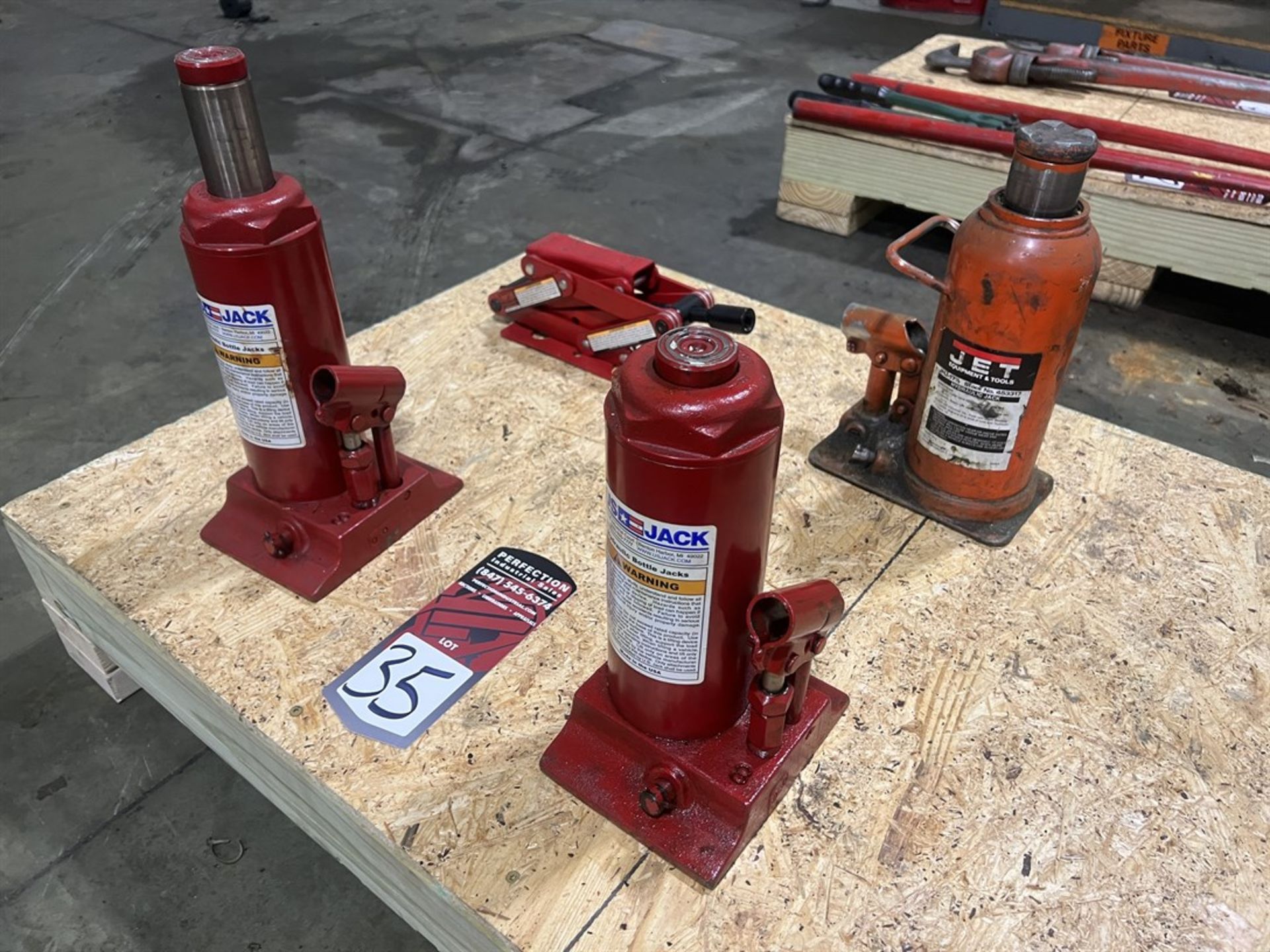 Lot Comprising SIMPLEX Pump w/ Assorted Bottle Jacks and Scissor Jack - Image 3 of 3