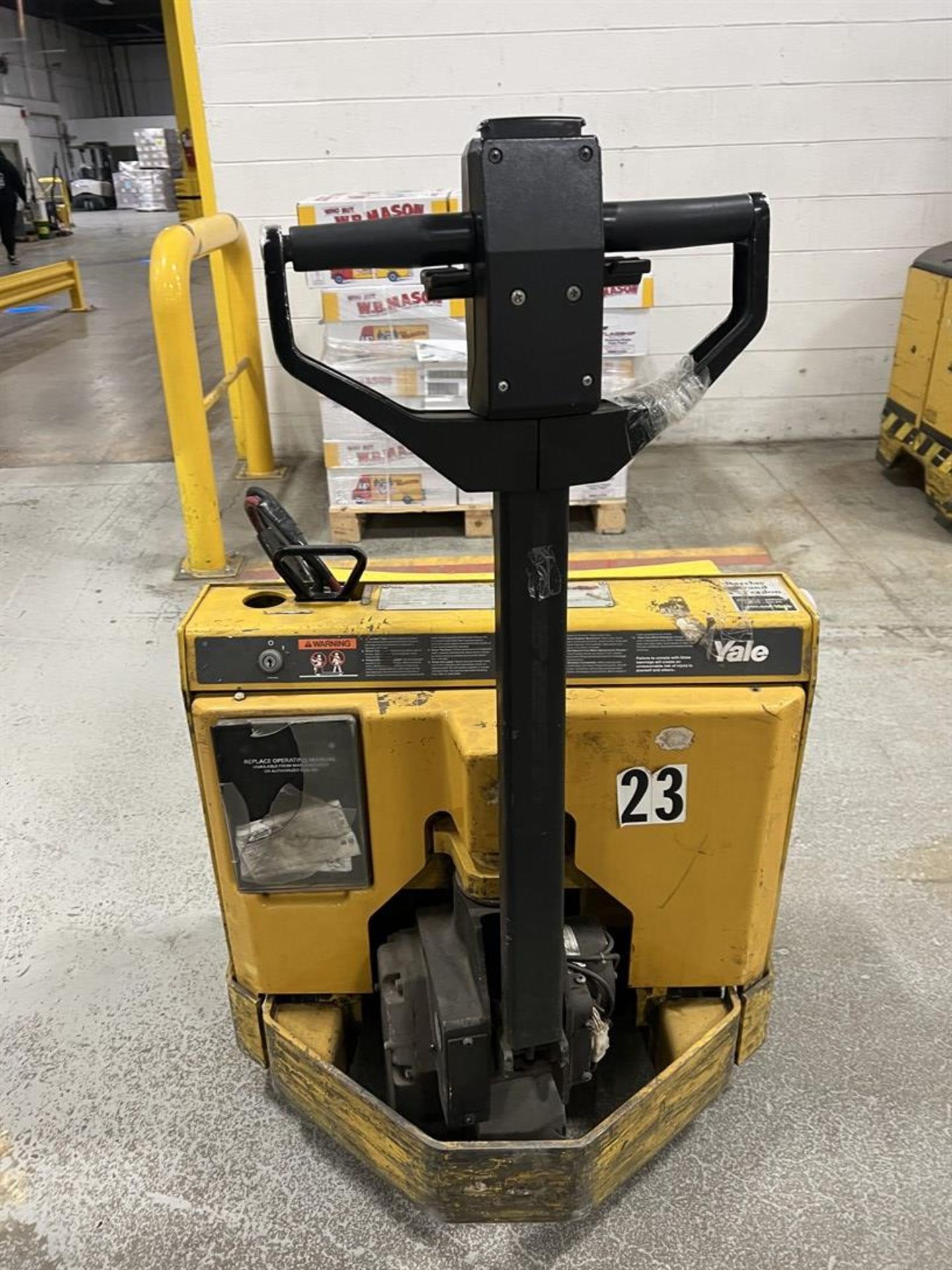 YALE MPB040ACN24C2748 Electric Pallet Jack, s/n A827N17598V, 4,000 Lb. Capacity, 24V - Image 5 of 6