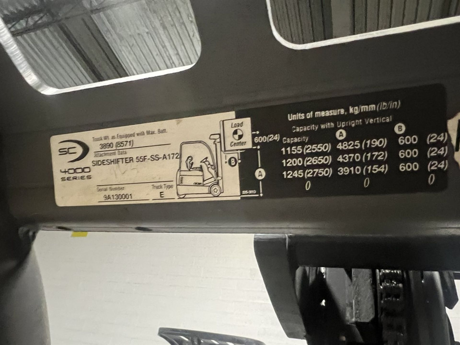CROWN SC 4000 Series Sit-Down Rider Electric 3-Wheel Forklift, s/n 9A130001, 3000 Lb. Capacity, Dual - Image 7 of 9