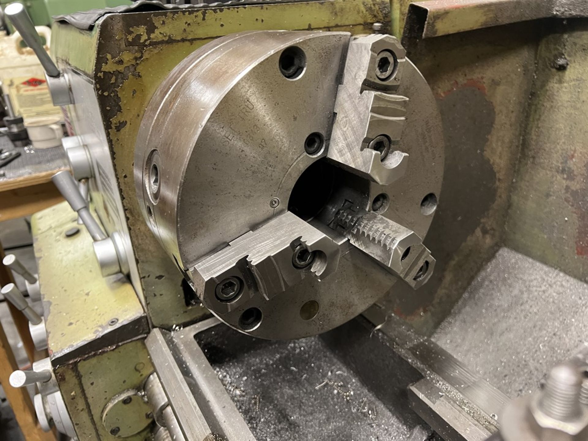 VICTOR 1640 B Lathe, s/n 29122500, 16" Swing, 40" Between Centers, 9.75" Dia 3-Jaw Chuck, Dorian - Image 3 of 10