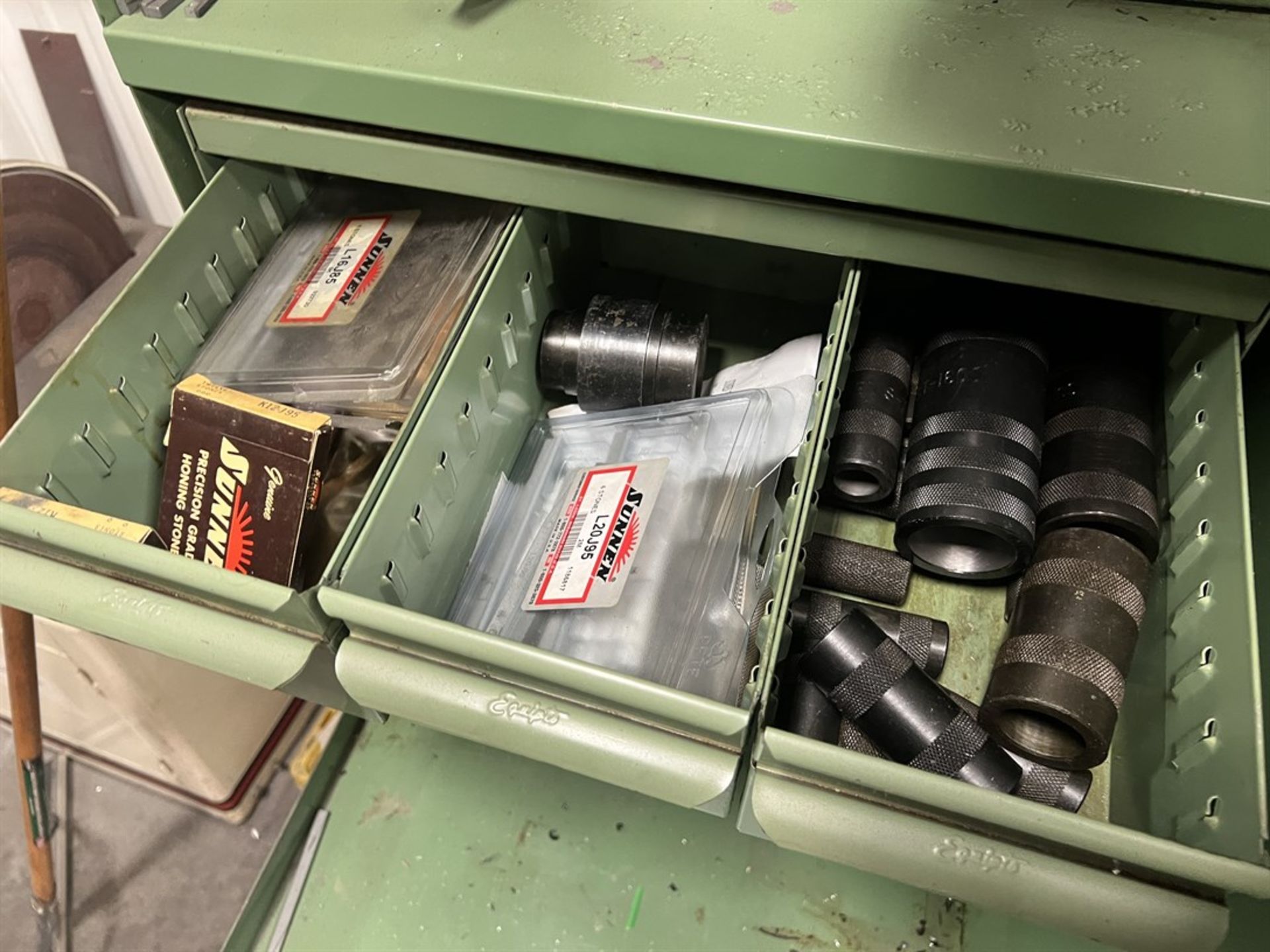 SUNNEN Tooling Cabinet w/ Contents Including Large Assortment of Hones and Stones - Image 4 of 6