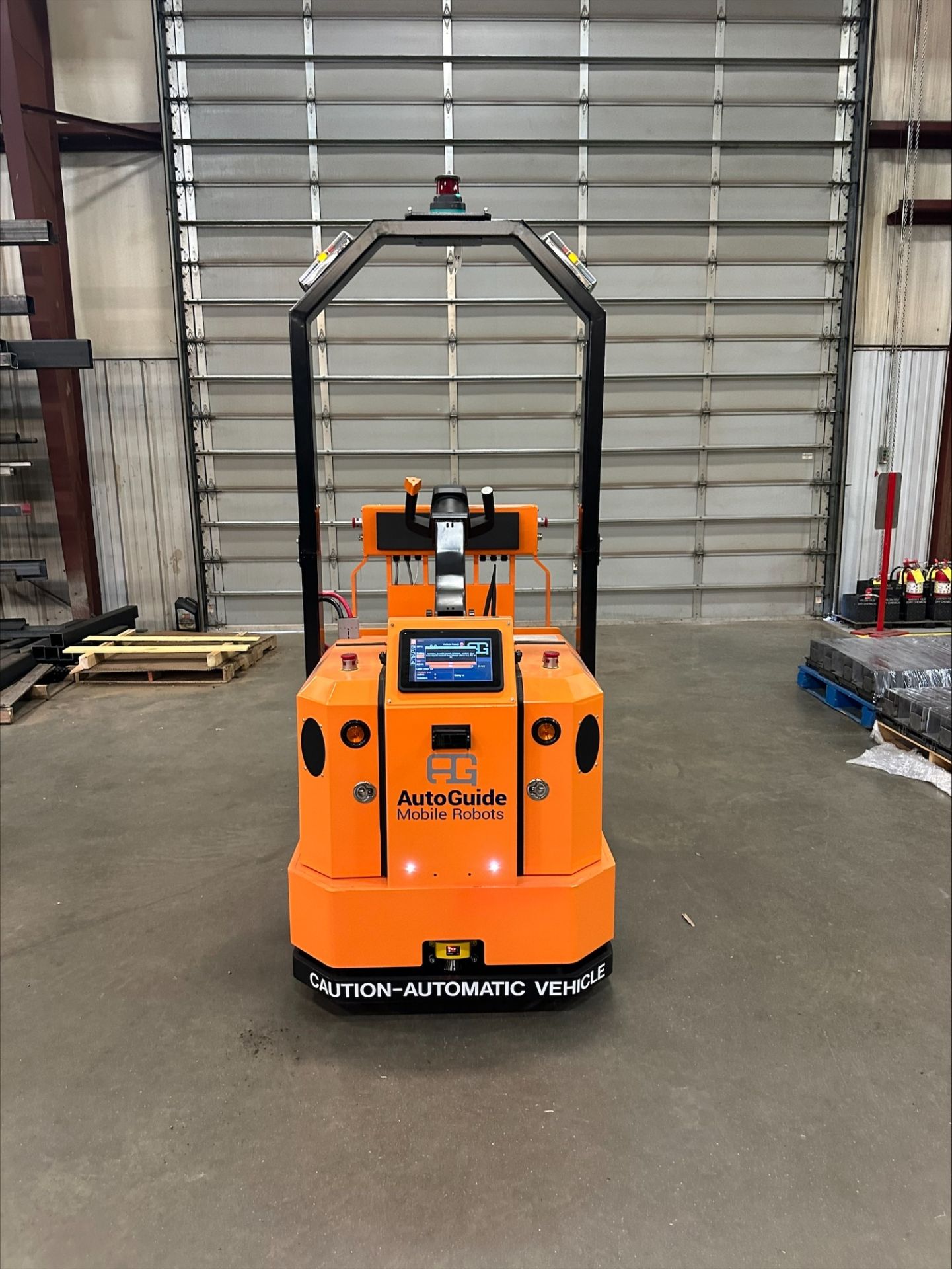 2019 AGV/AMR Tugger Robot, s/n 100095, 10,000 Lb Capacity, Electric, 24V - Bild 2 aus 5