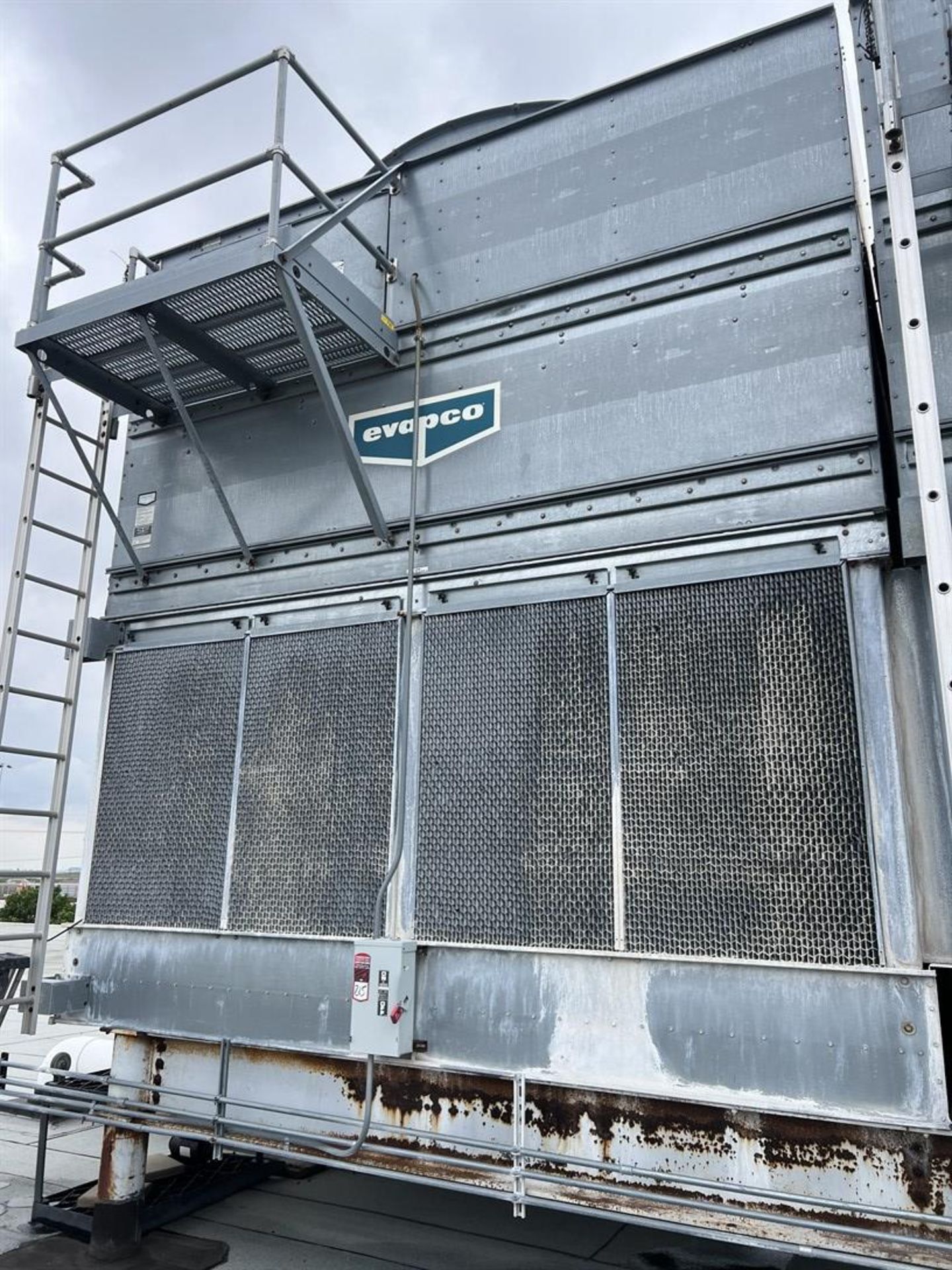 EVAPCO AT212-428 Cooling Tower, 130 Degrees F Max Temp, High Efficiency Drift Eliminator, 6B148 - Image 3 of 5