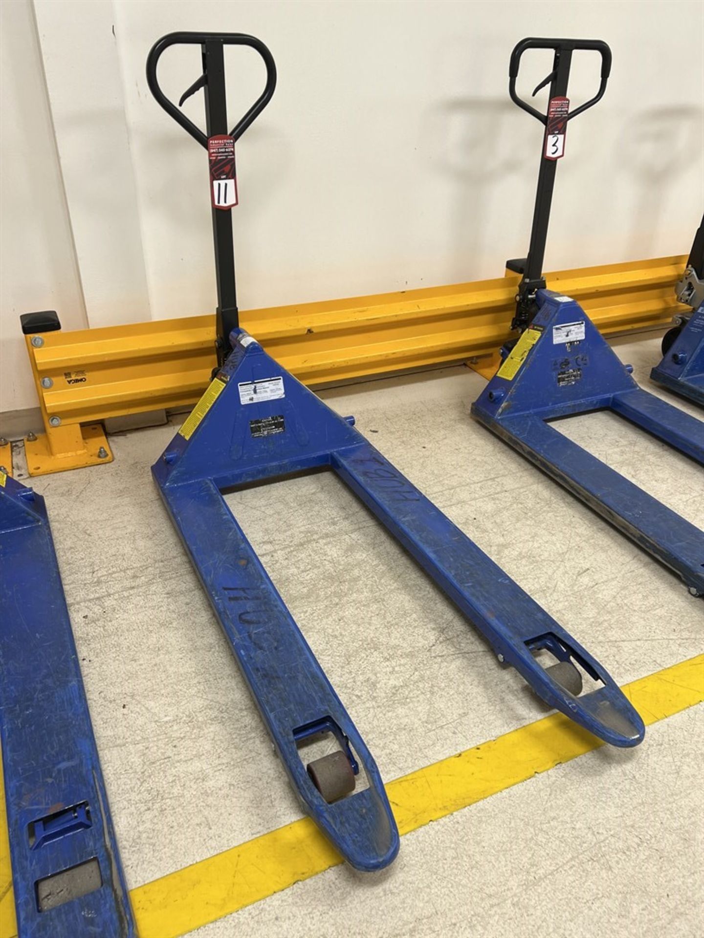 GENERAL PURPOSE 3,800 Lb. Pallet Jack