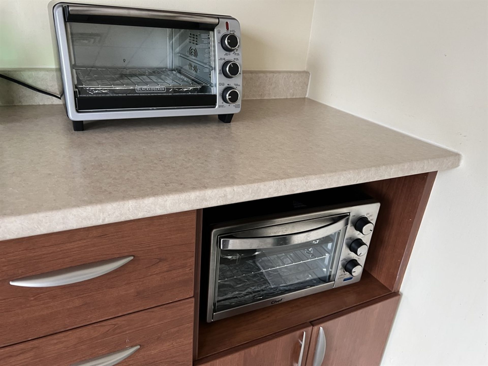 Small Break Room Kitchen Appliances Including Toaster, Microwaves, Coffee Pot and Toaster Ovens - Image 3 of 3