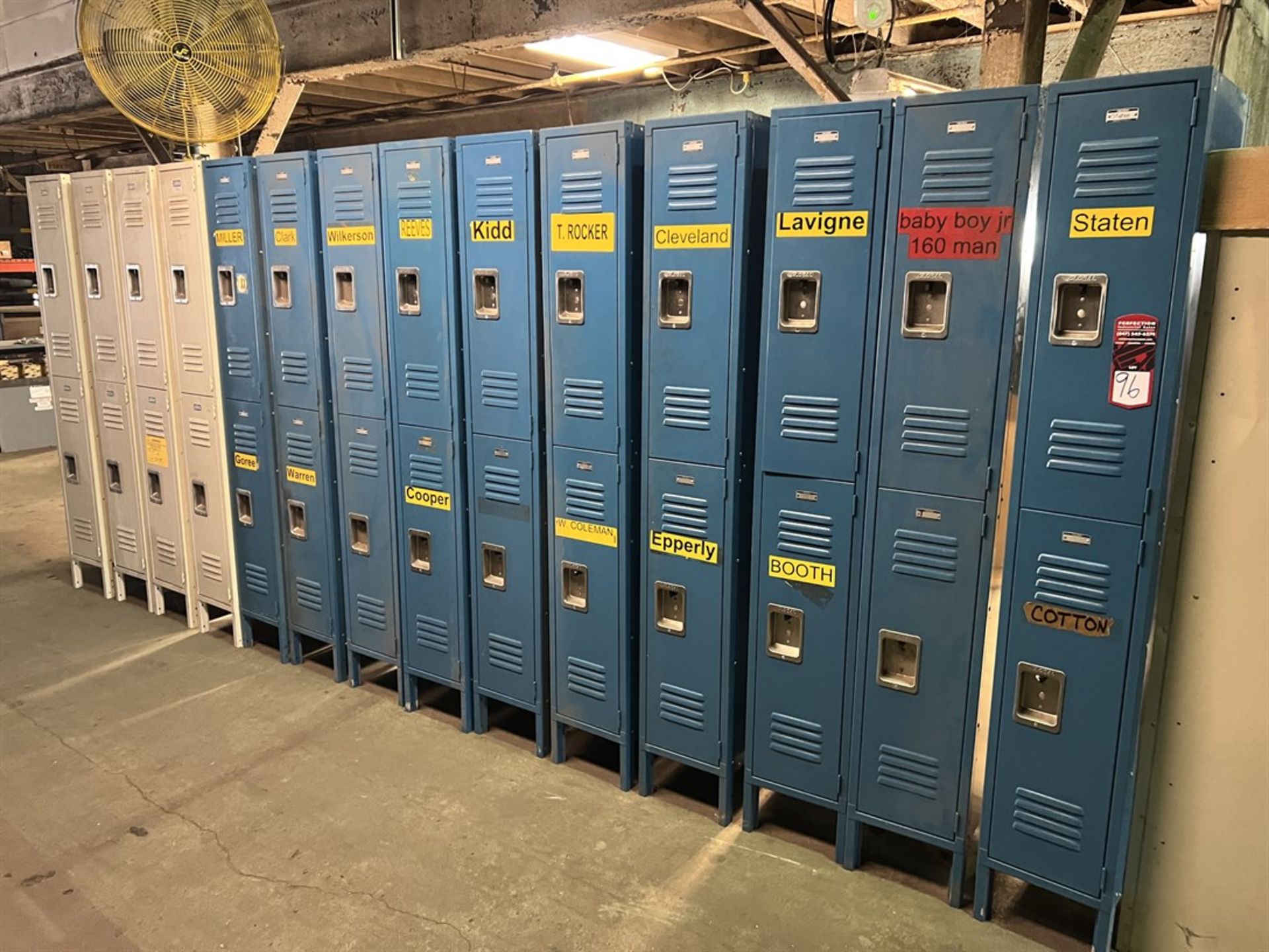 Lot of GLOBAL Lockers (Building 39)