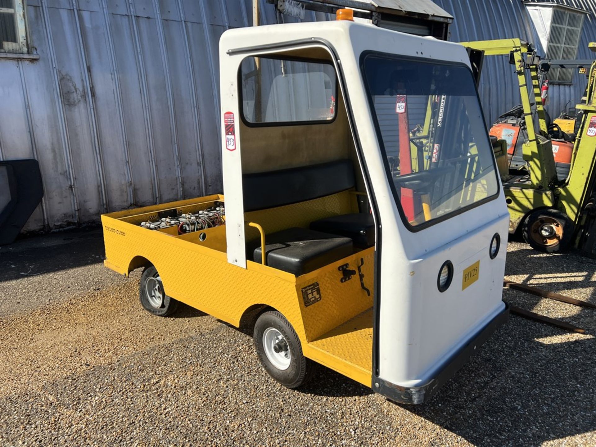 2011 TAYLOR DUNN B0-015-00 Electric Utility Cart, s/n 184513 (Building 39)