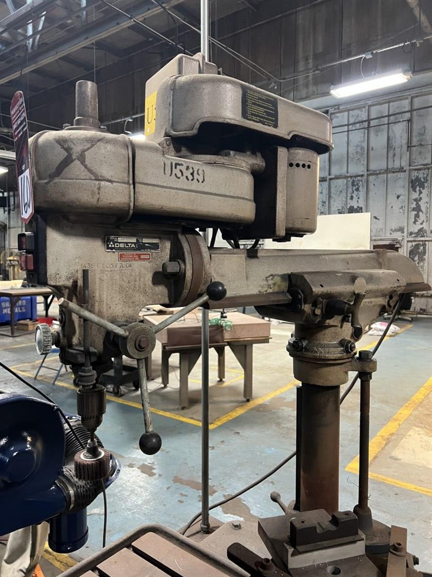 DELTA 5-126 Radial Arm Drill Press, s/n 85N83524, 18" x 26" Table, w/ T-Slotted Box Parallel ( - Image 4 of 7