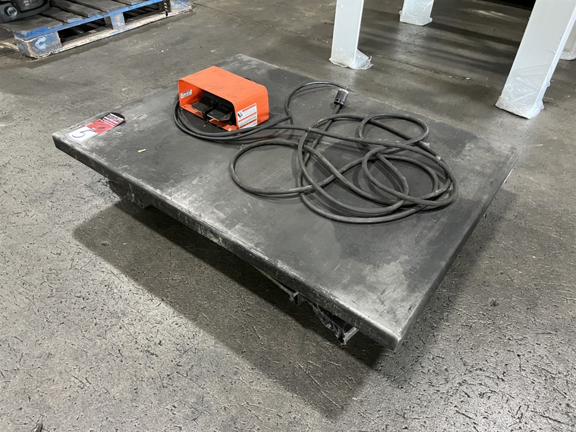 Unknown Make Hydraulic Lift Table, 36" x 48" - Image 2 of 2