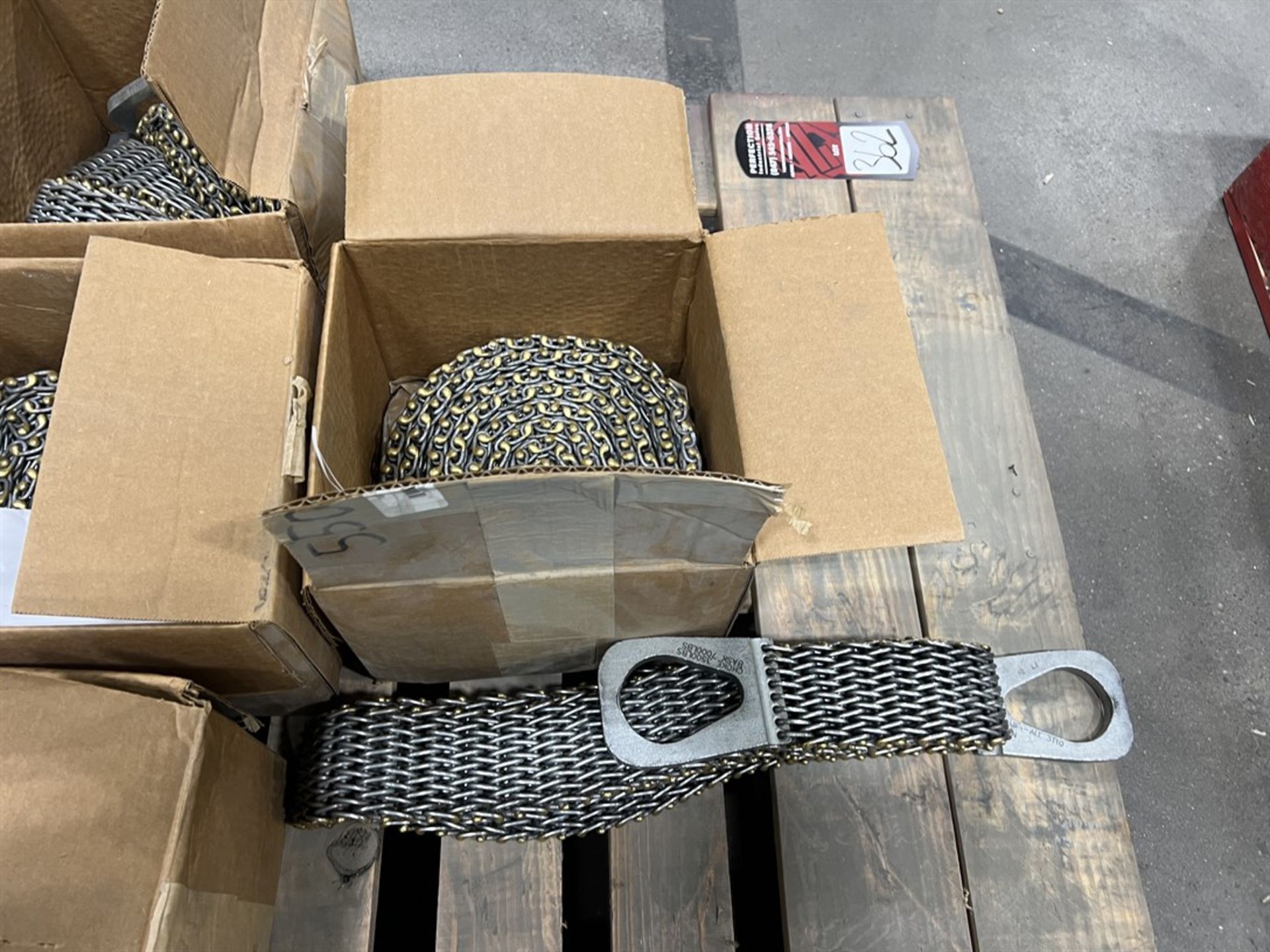 Pallet of LIFT-ALL Wire Mesh Slings , 3500 Lb. Choke, 7000 Lb. Basket Capacity - Image 3 of 3