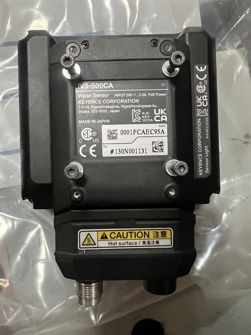 KEYENCE IV3-500CA Vision Sensor System for Injection Molding Machines