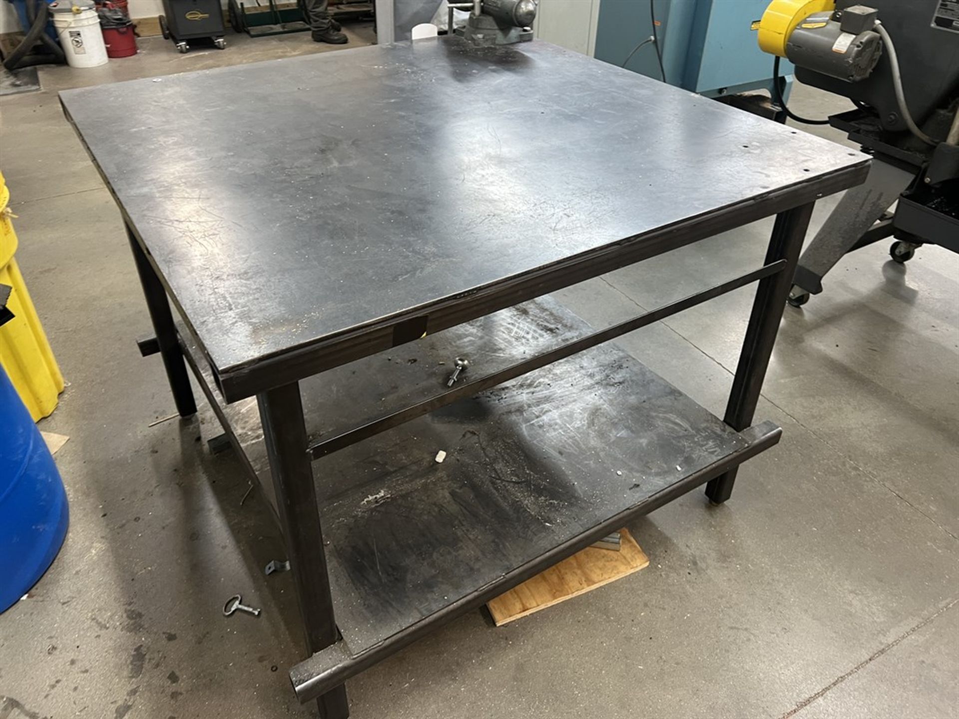 48" x 48" Steel Table w/ Wilton 3.5" Bullet Vise - Image 3 of 3