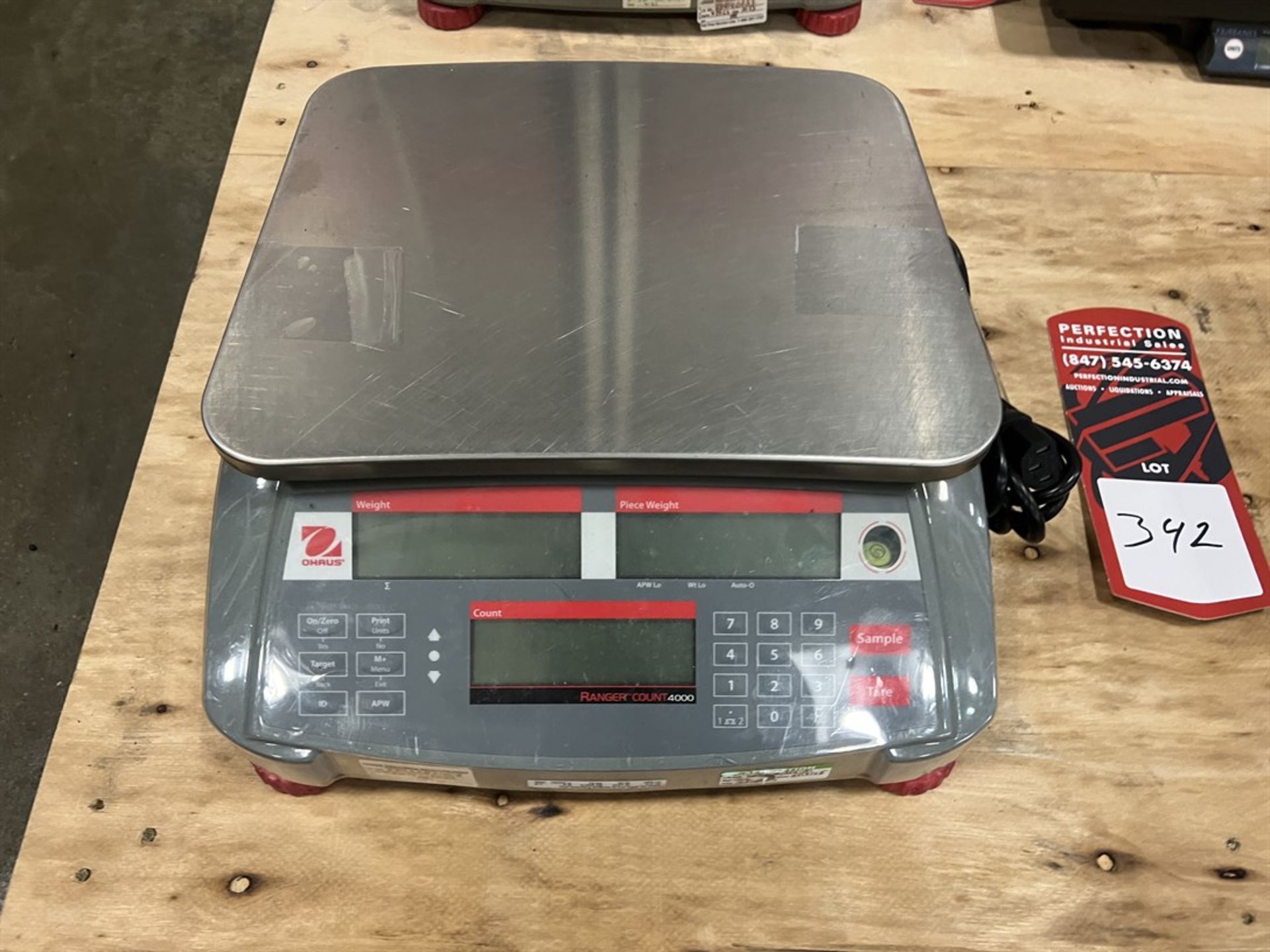 Lot of (2) OHAUS Ranger 4000 Digital Bench Top Scales - Image 2 of 3