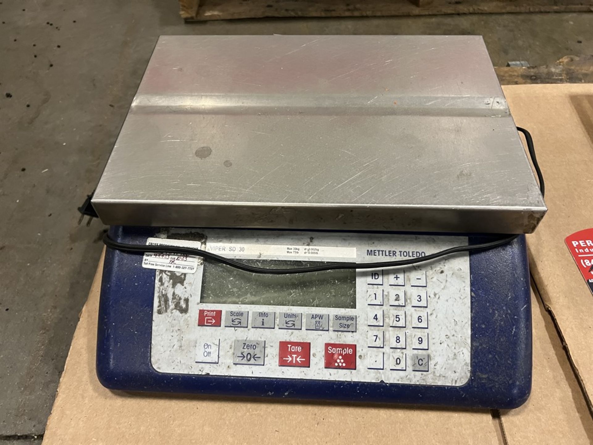 Lot Comprising METTLER TOLEDO Viper SD 30 and PENNSYLVANIA 7600 Digital Bench Top Scales - Image 3 of 3