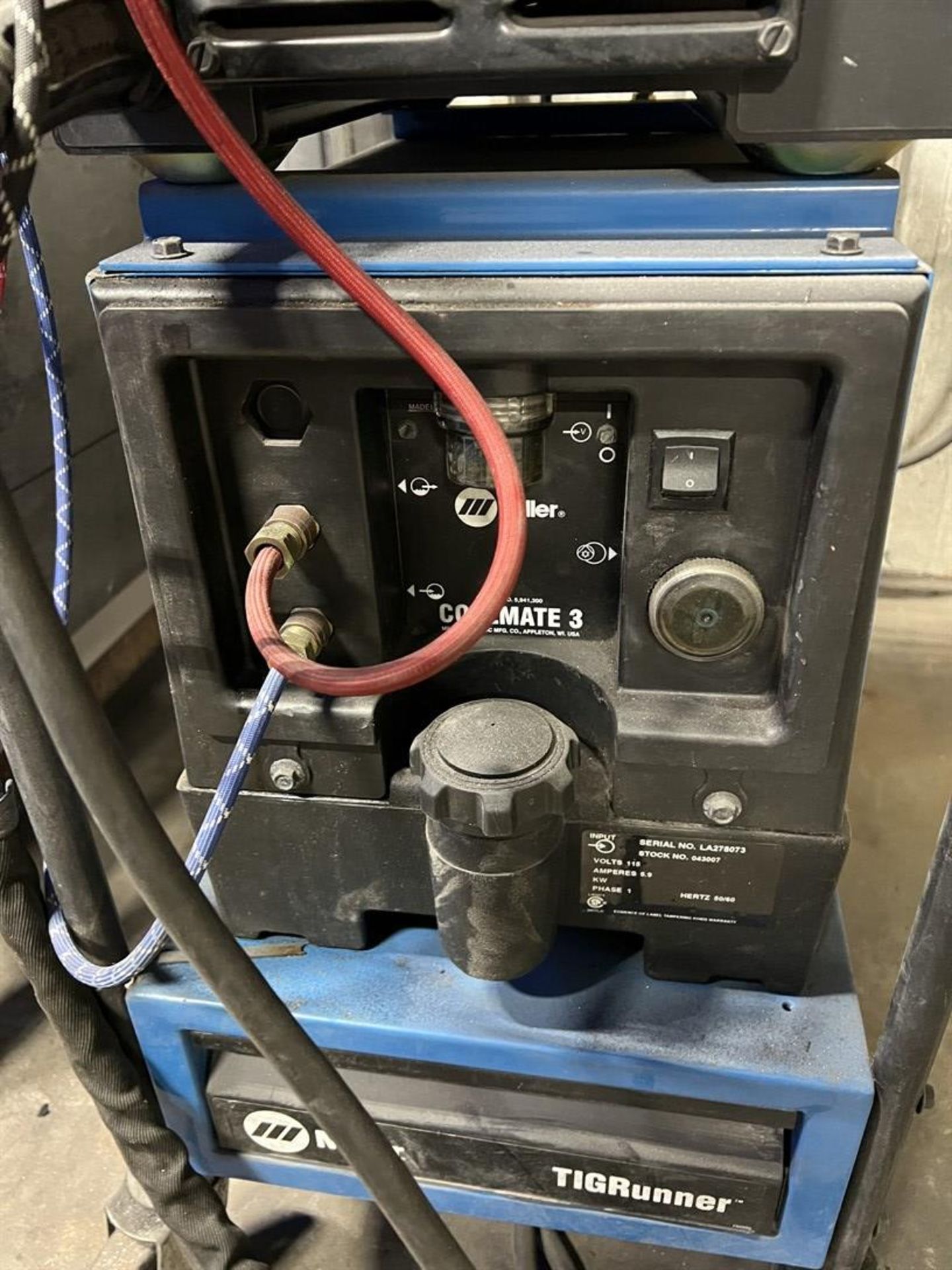 MILLER DYNASTY DX TIG RUNNER Tig Welder, s/n LA310959, w/ Miller Coolmate 3 Chillers - Image 4 of 5