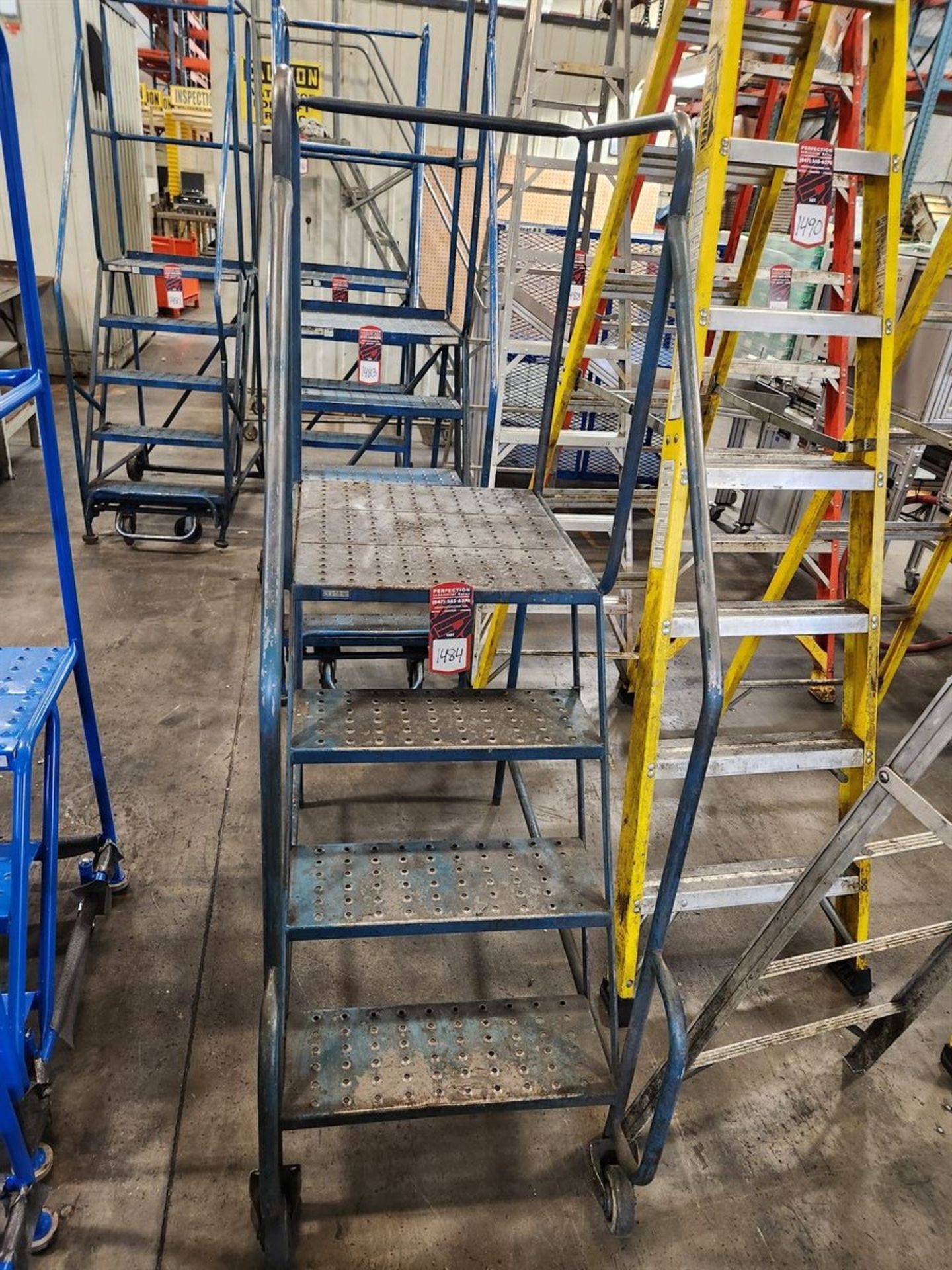 4 Step Rolling Warehouse Ladder