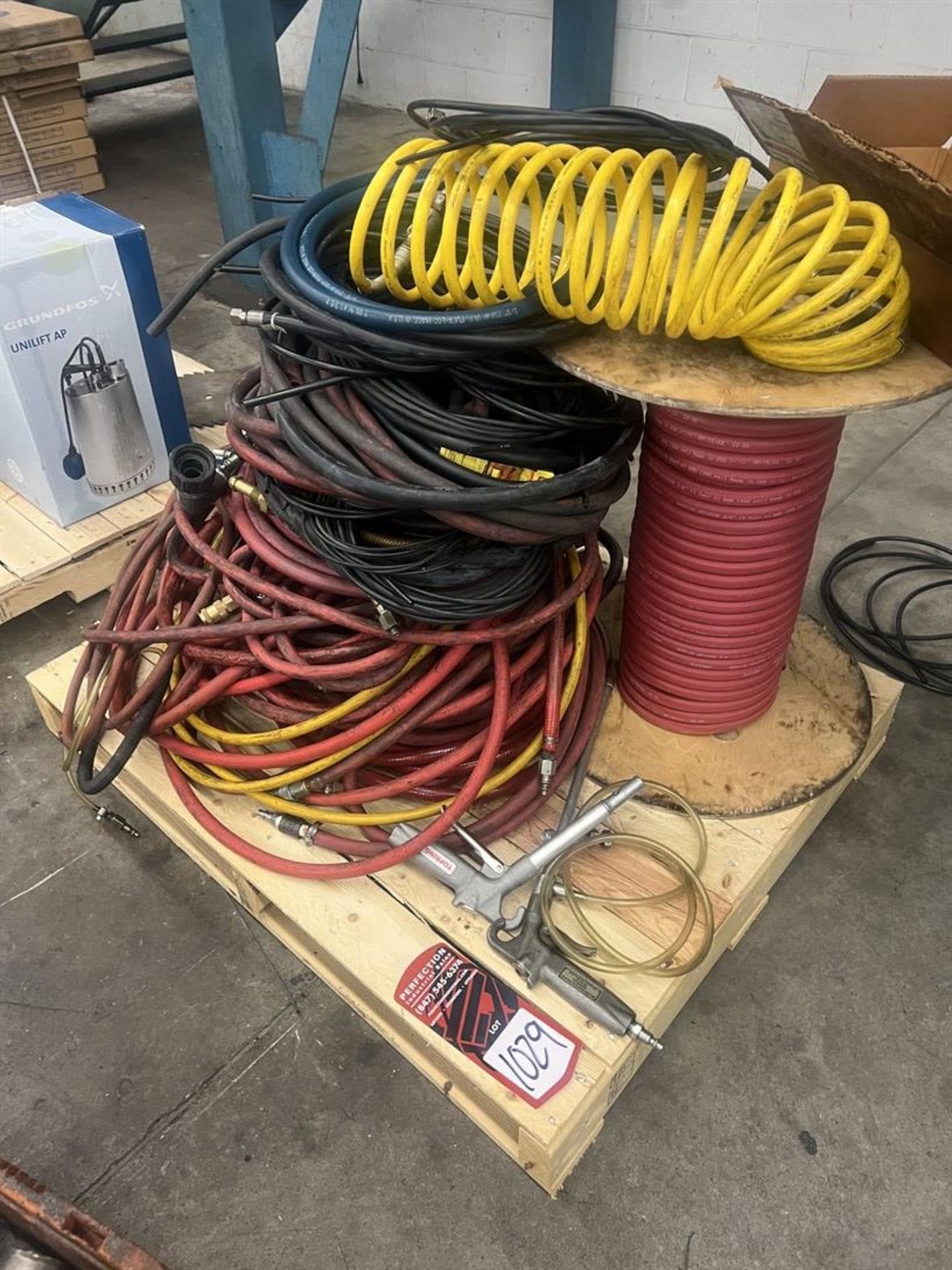 Lot of Assorted Air Hose - Image 2 of 2