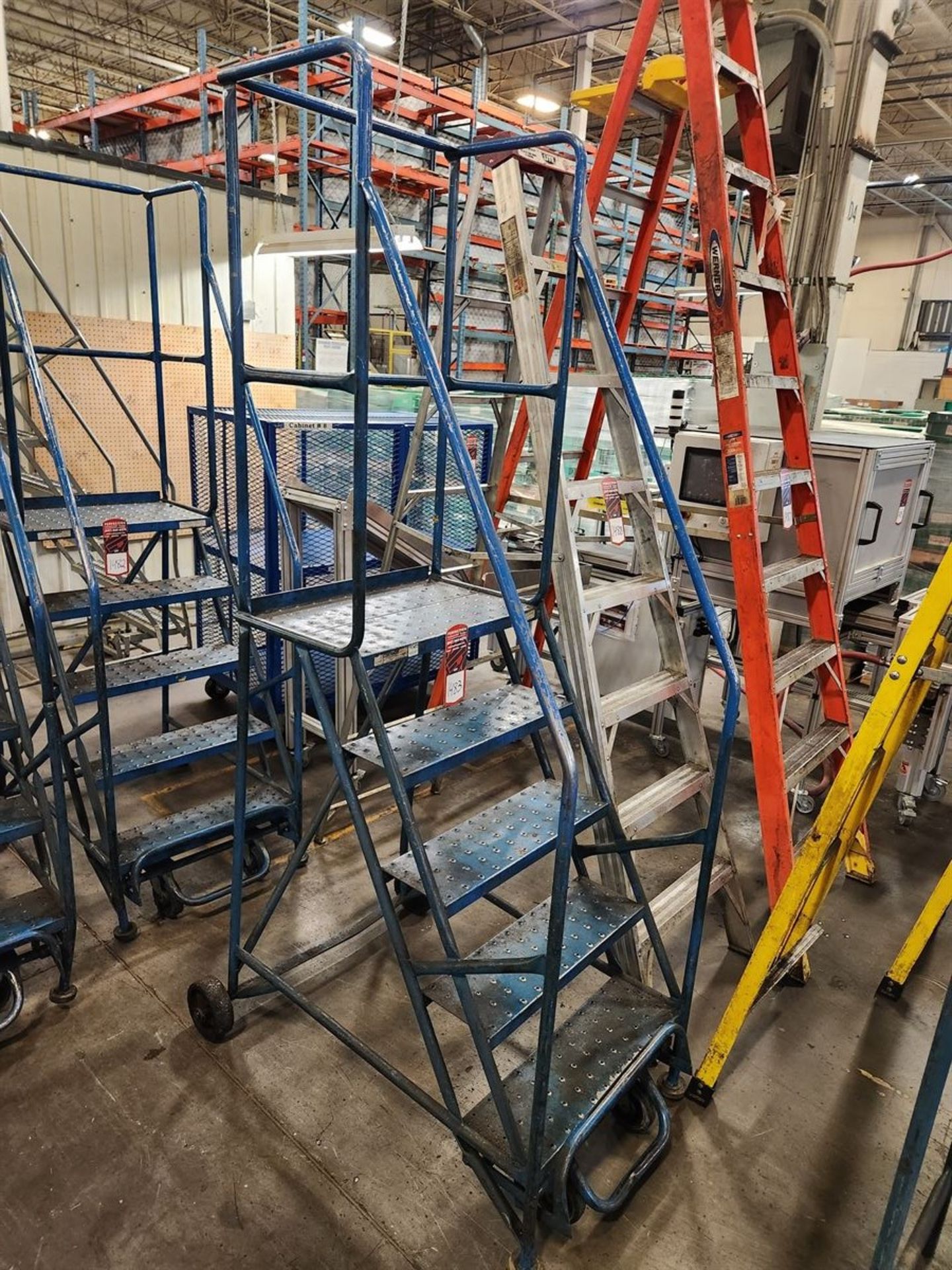 5 Step Rolling Warehouse Ladder