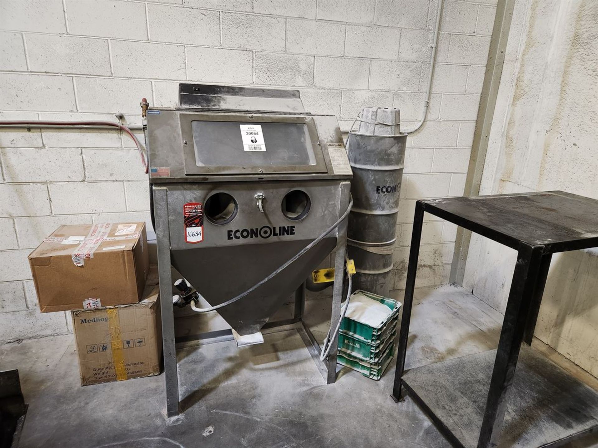 EconoLine 36-1 Blast Cabinet w/ dust collector