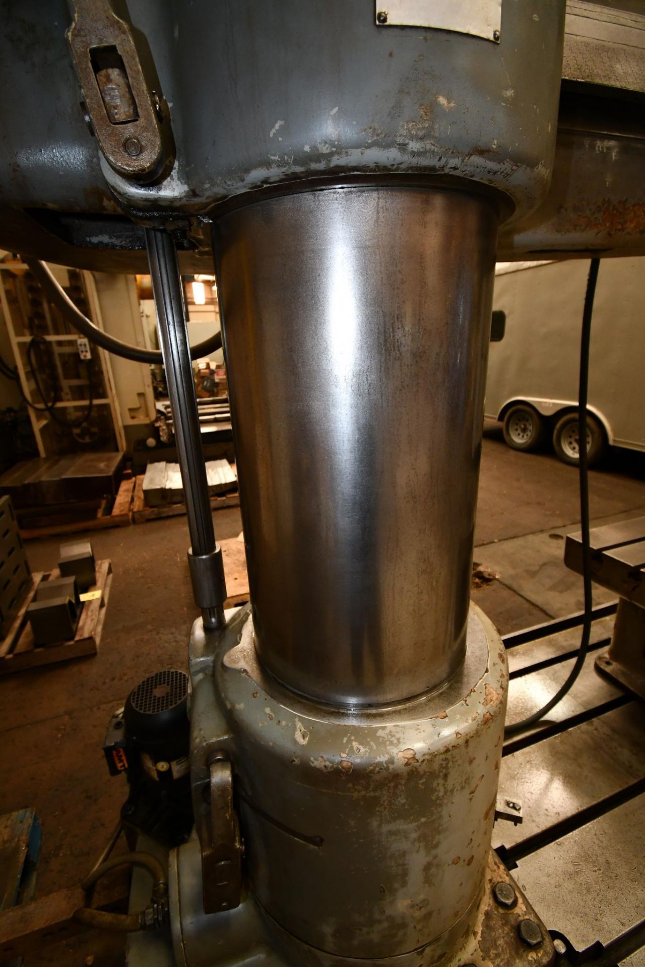 RADIAL ARM DRILL, GIDDINGS & LEWIS BICKFORD CHIPMASTER 6' X 15", pwr. clamp, feed & elevation, box t - Image 2 of 4