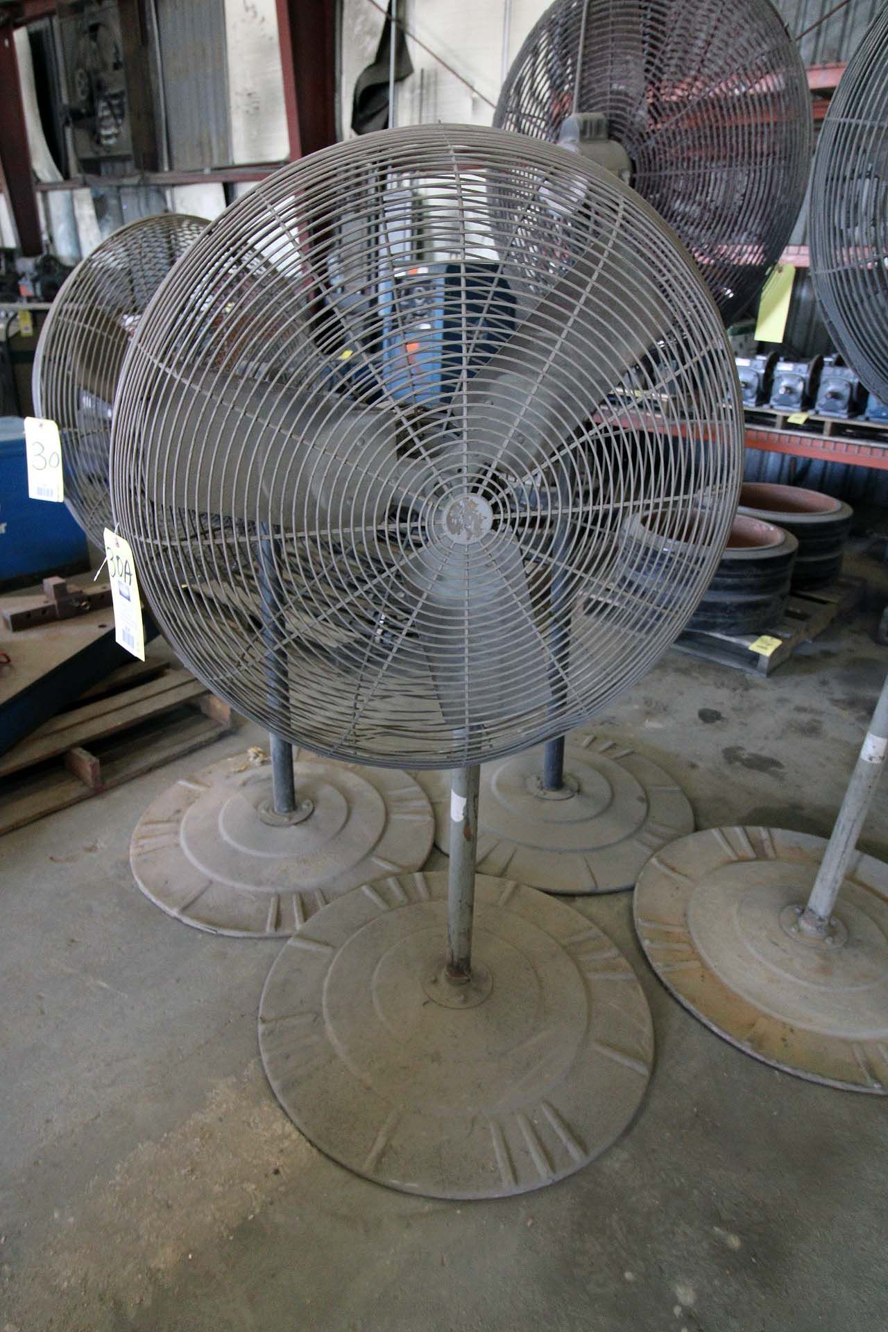 PEDESTAL FAN, 32" dia.