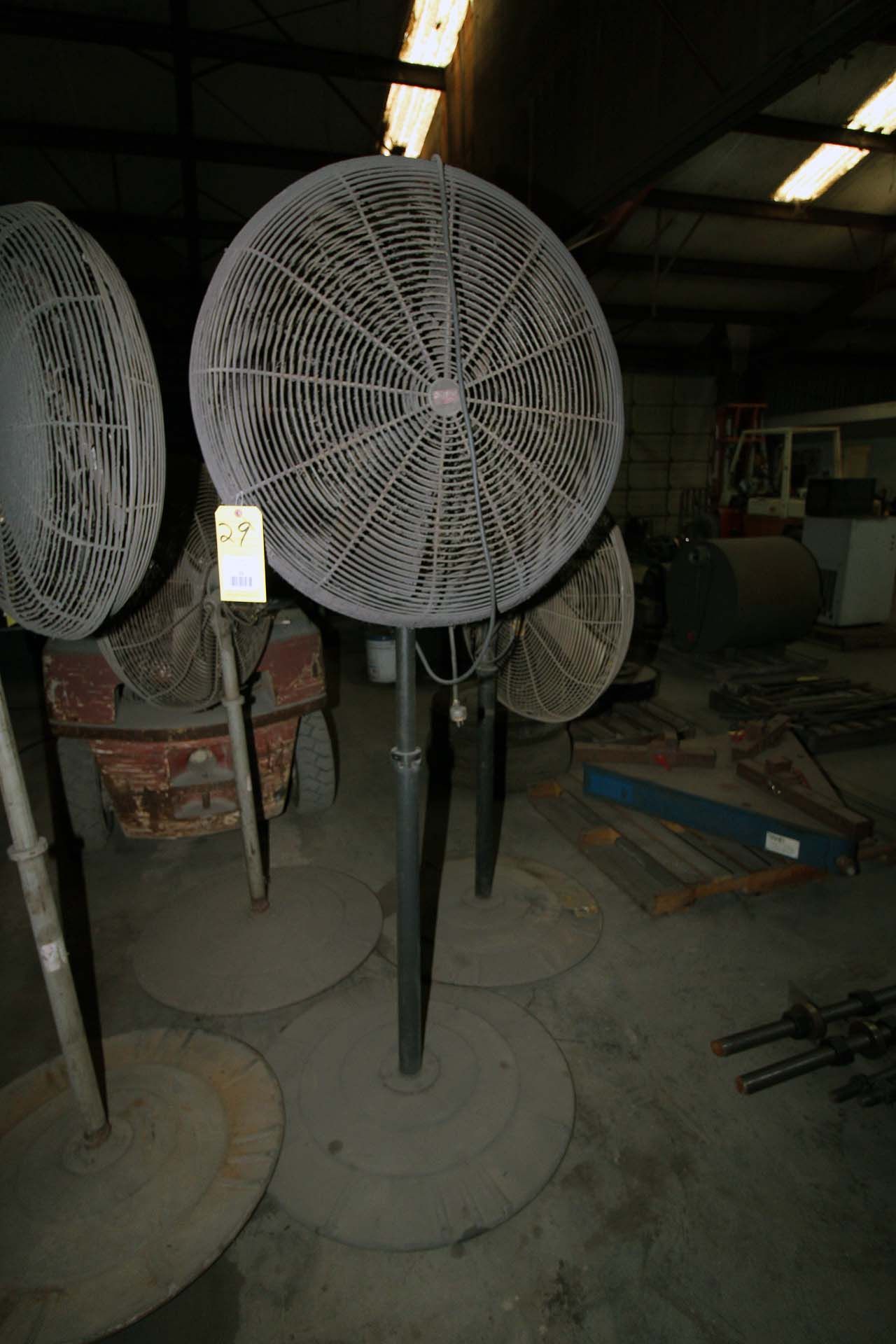 PEDESTAL FAN, 32" dia.