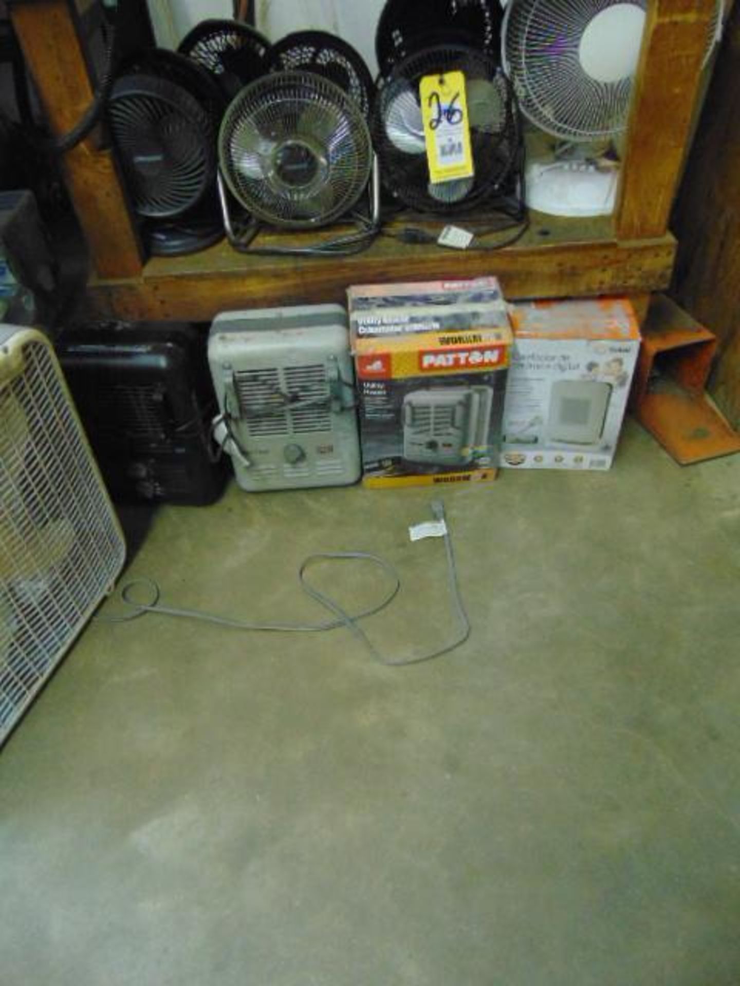 LOT CONSISTING OF: fans & heaters, assorted (under one bench)