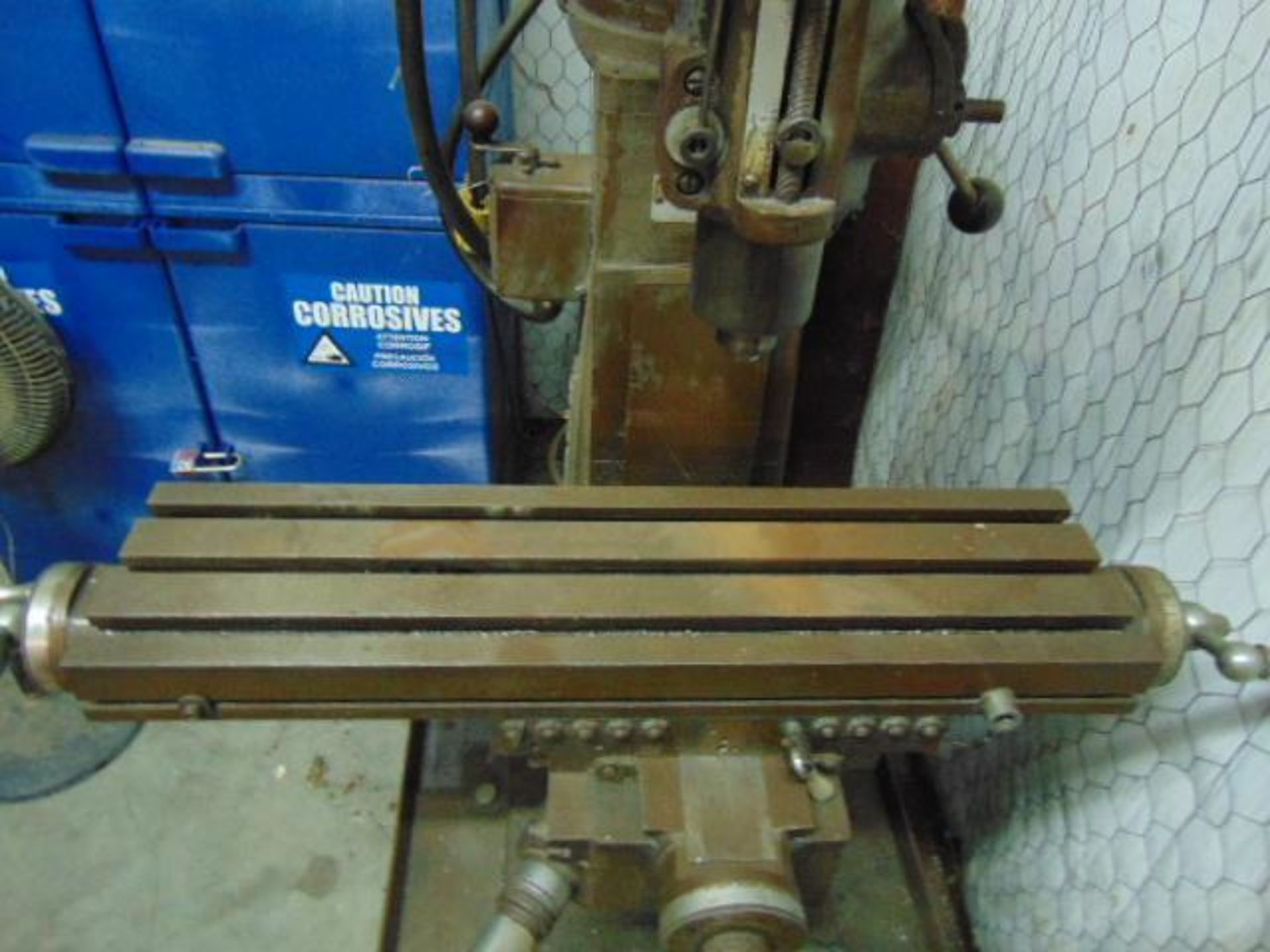 VERTICAL MILLING MACHINE, CLAUSING MDL. 8520, 6" x 24" tbl., S/N 002601 - Image 2 of 6