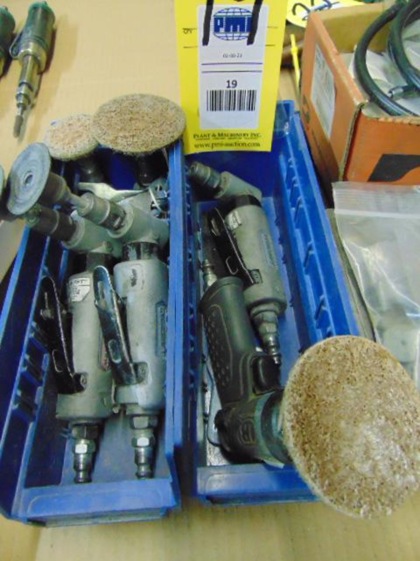 LOT OF RIGHT ANGLE PNEUMATIC DIE GRINDERS (5), assorted