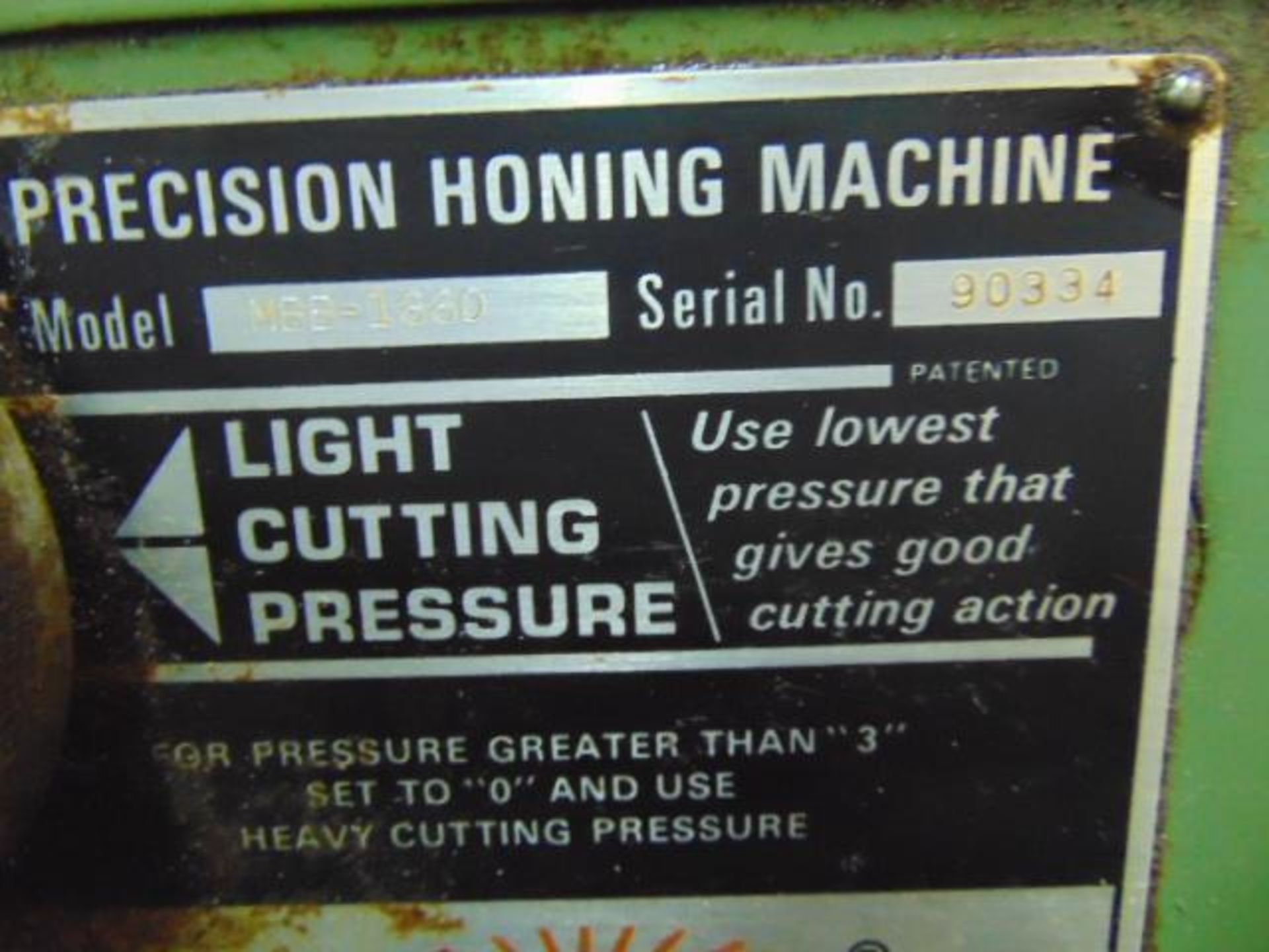 PRECISION HONE, SUNNEN MDL. MBB-1660, w/ related tooling and accessories, S/N 90334 - Image 4 of 6