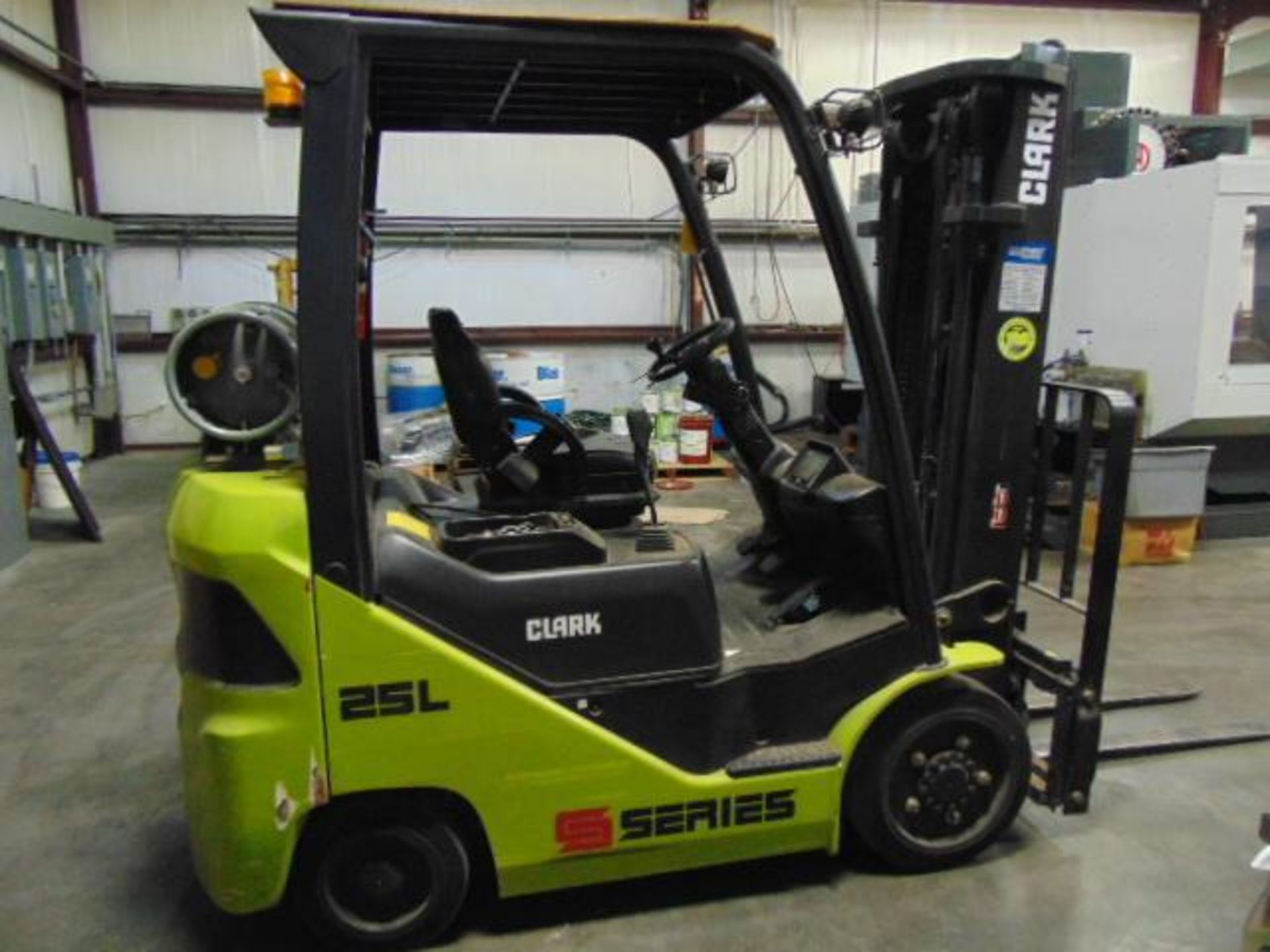 FORKLIFT, CLARK 5,000 LB. BASE CAP. MDL. S25CL, 2020, LPG, 4,800-lb. as equipped, 189" lift ht., 3-s - Image 2 of 16