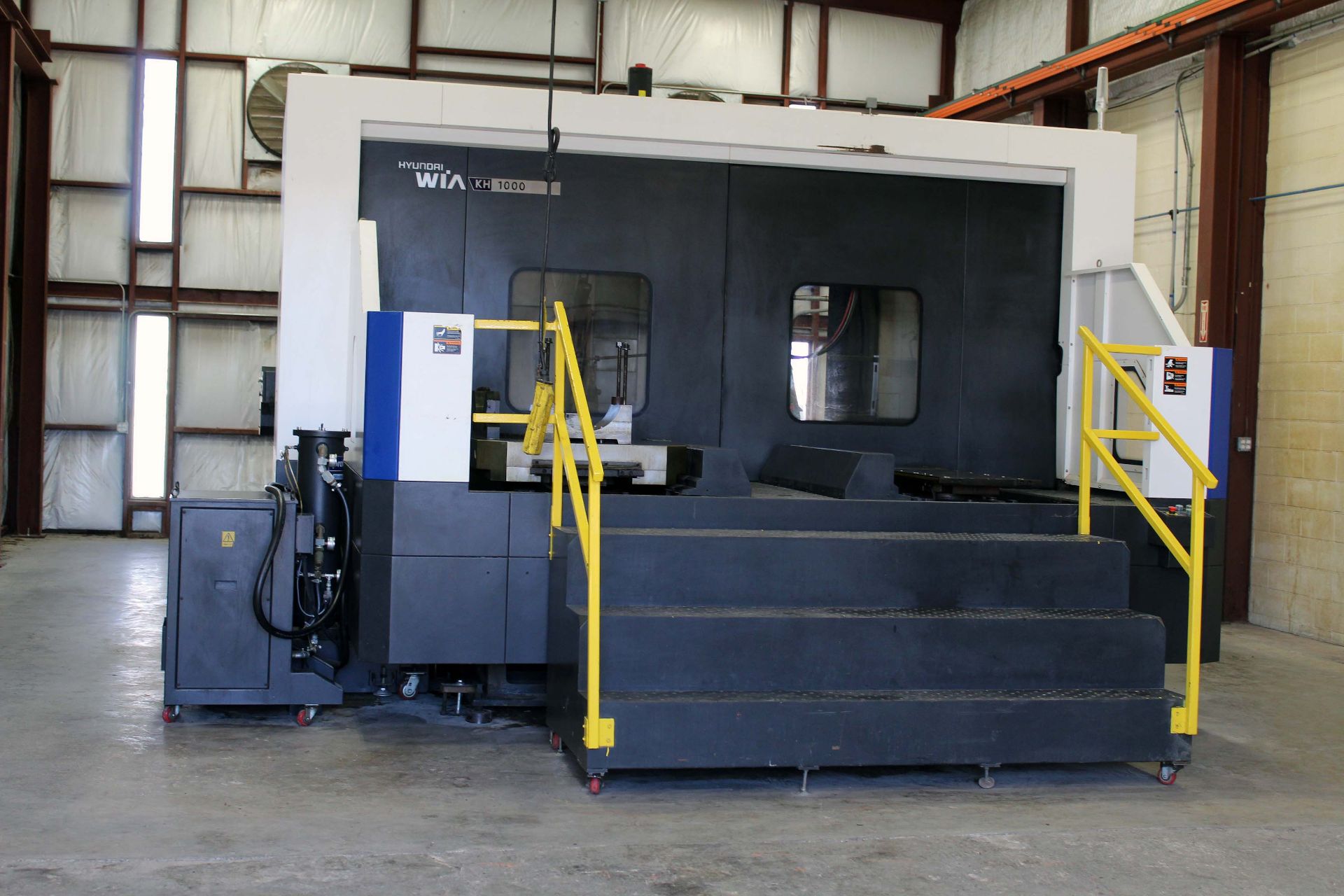 5-AXIS CNC HORIZONTAL MACHINING CENTER, HYUNDAI WIA MDL. KH1000, new 2016, Fanuc Series 31i, NC rota