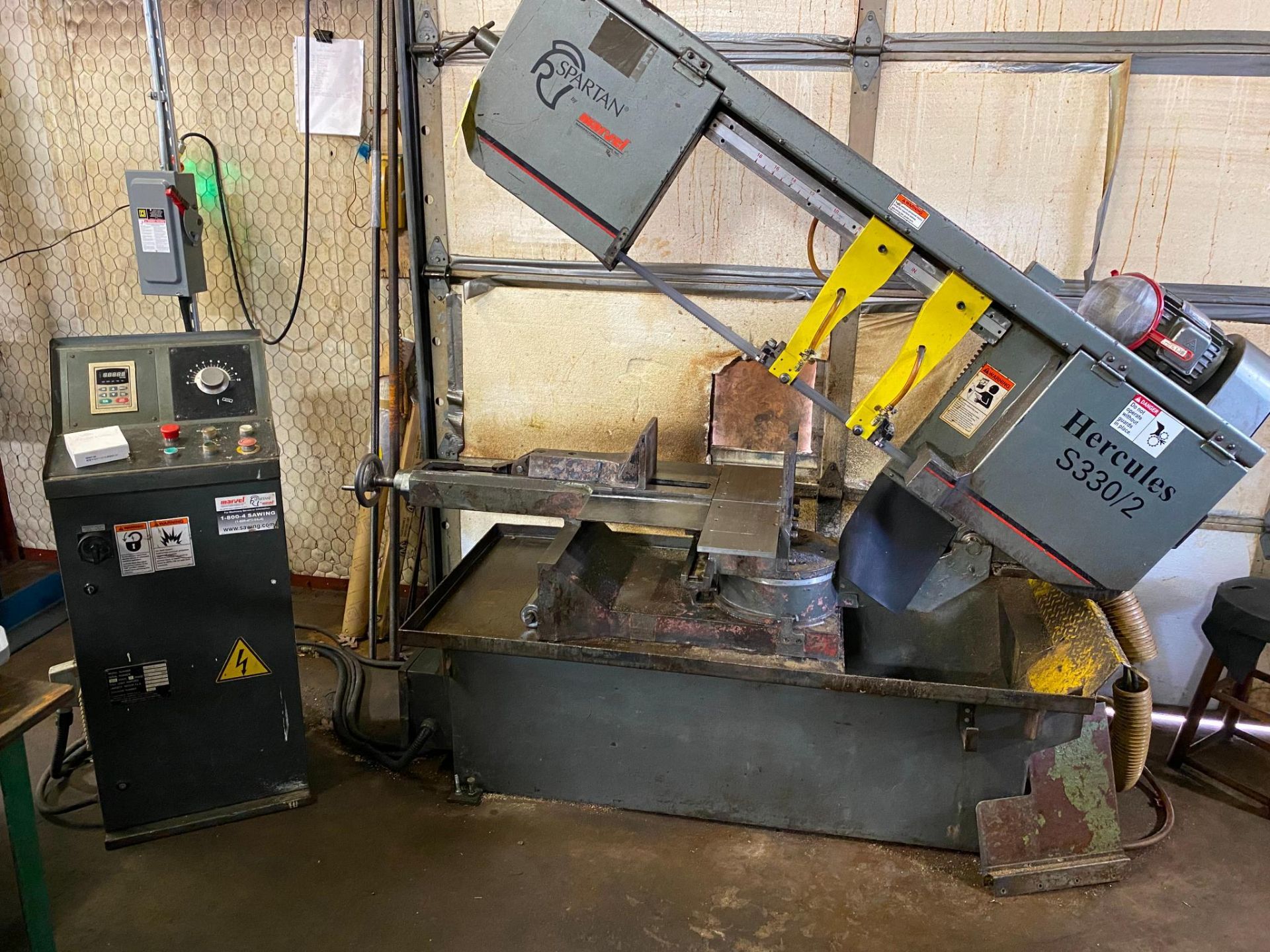 HORIZONTAL MITERING BANDSAW, MARVEL HERCULES S330/2, 13" round cap., 12" x 18" @ 90 deg.,11" x 12" @