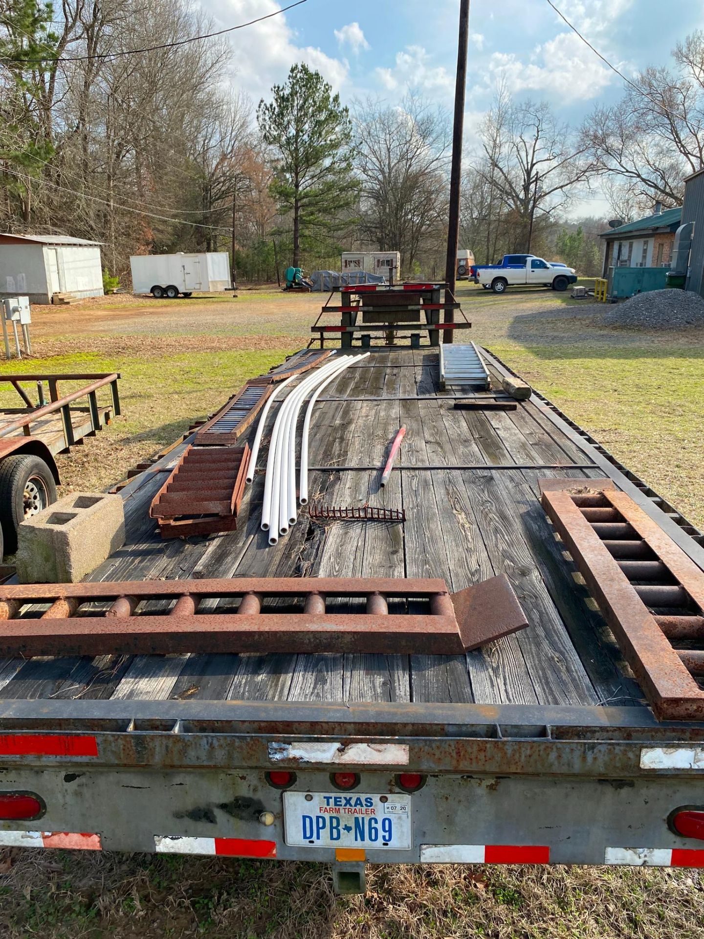 GOOSENECK TRAILER, 28' TEX TRAIL TANDEM AXLE, 19,200-lb. cap., VIN TE159260, TX License Plate DPBN69 - Image 10 of 11