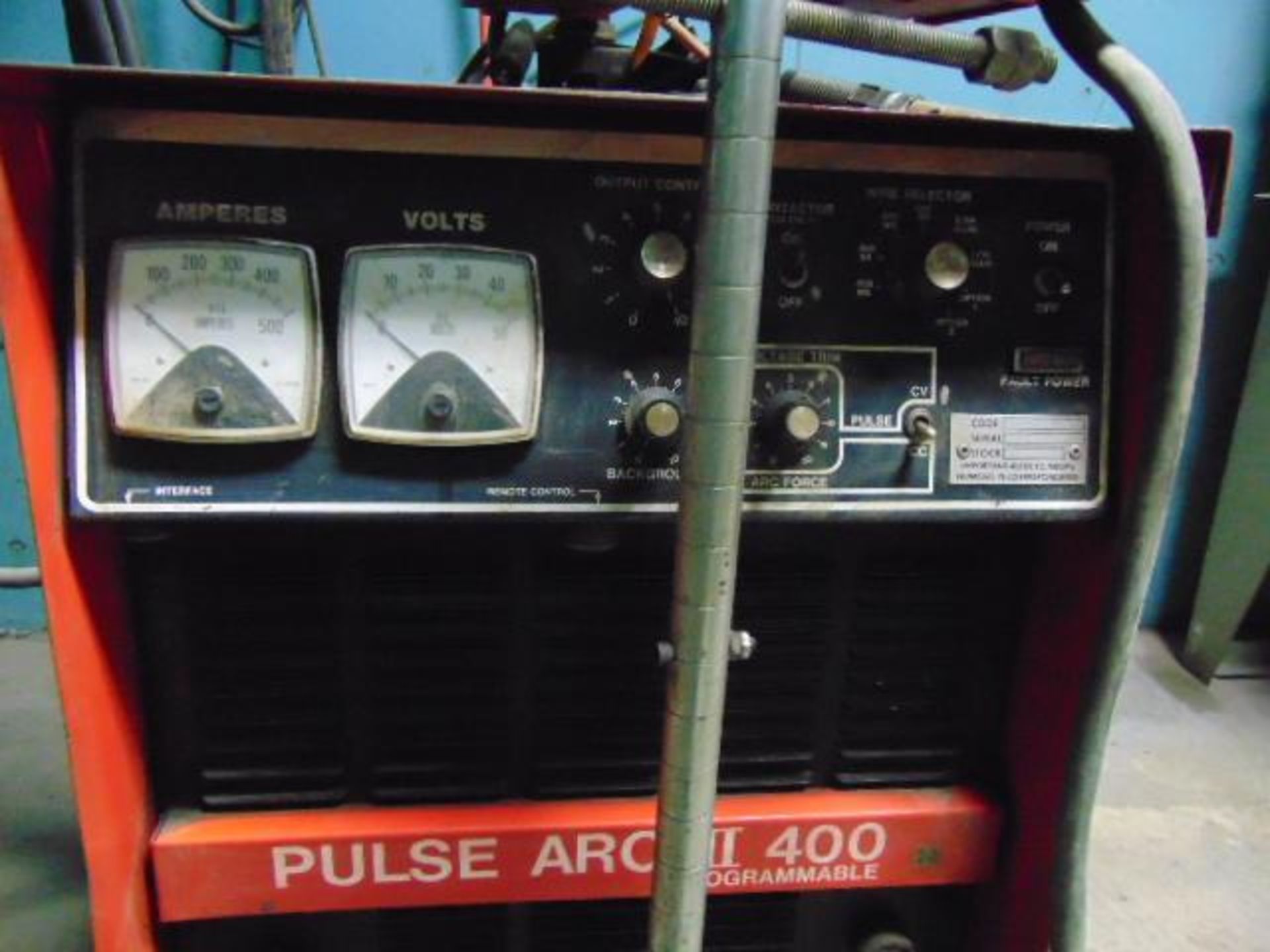 MIG WELDER, AIRCO PULSE ARC II 400, 400 amp., w/ Med40 wire feeder - Image 2 of 5