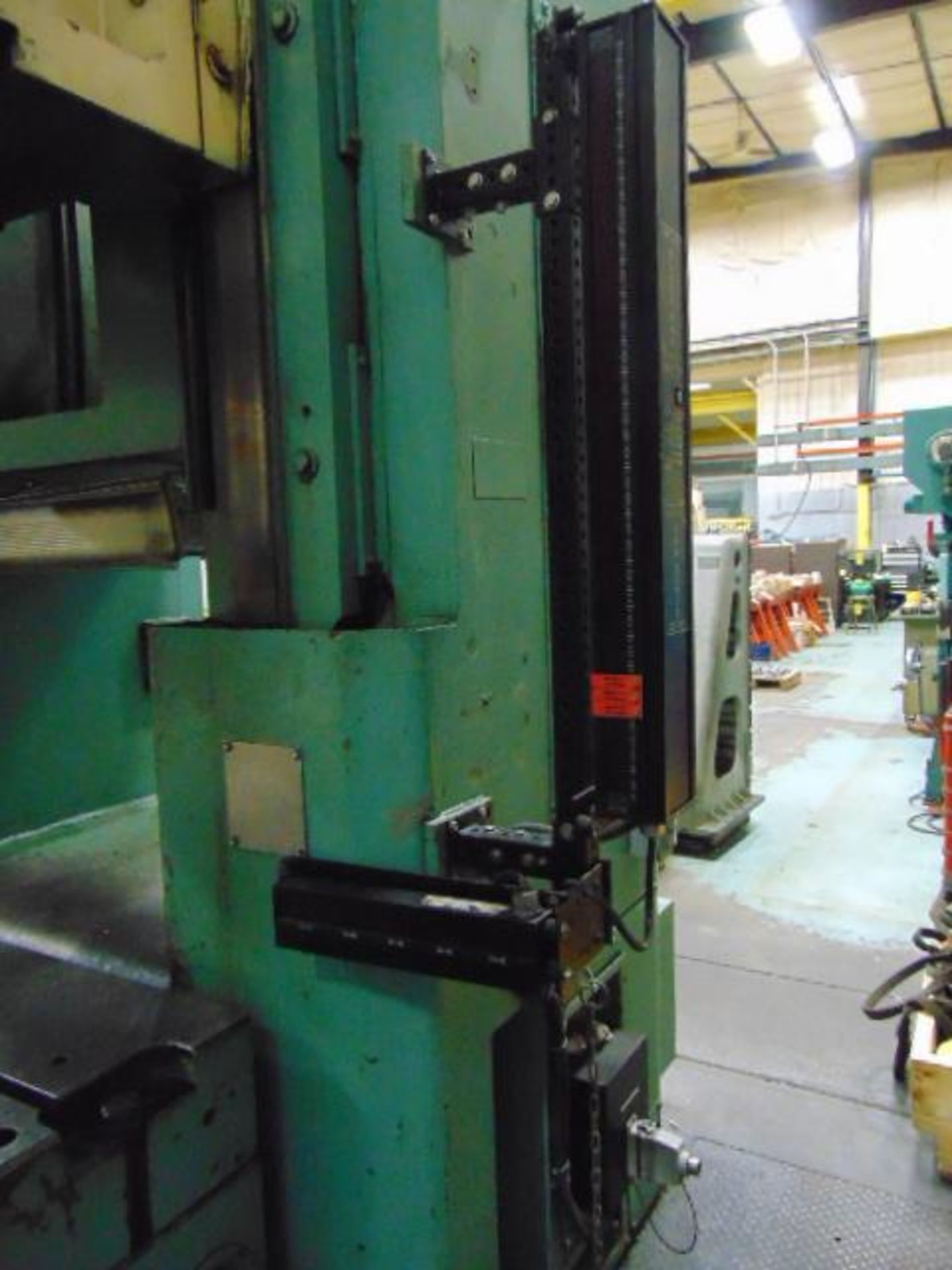 STRAIGHT SIDE DOUBLE CRANK PRESS, DANLY 800 T. CAP. MDL. S2-800-120-60 Q.D.C., 16" stroke, 48" shut - Image 23 of 34